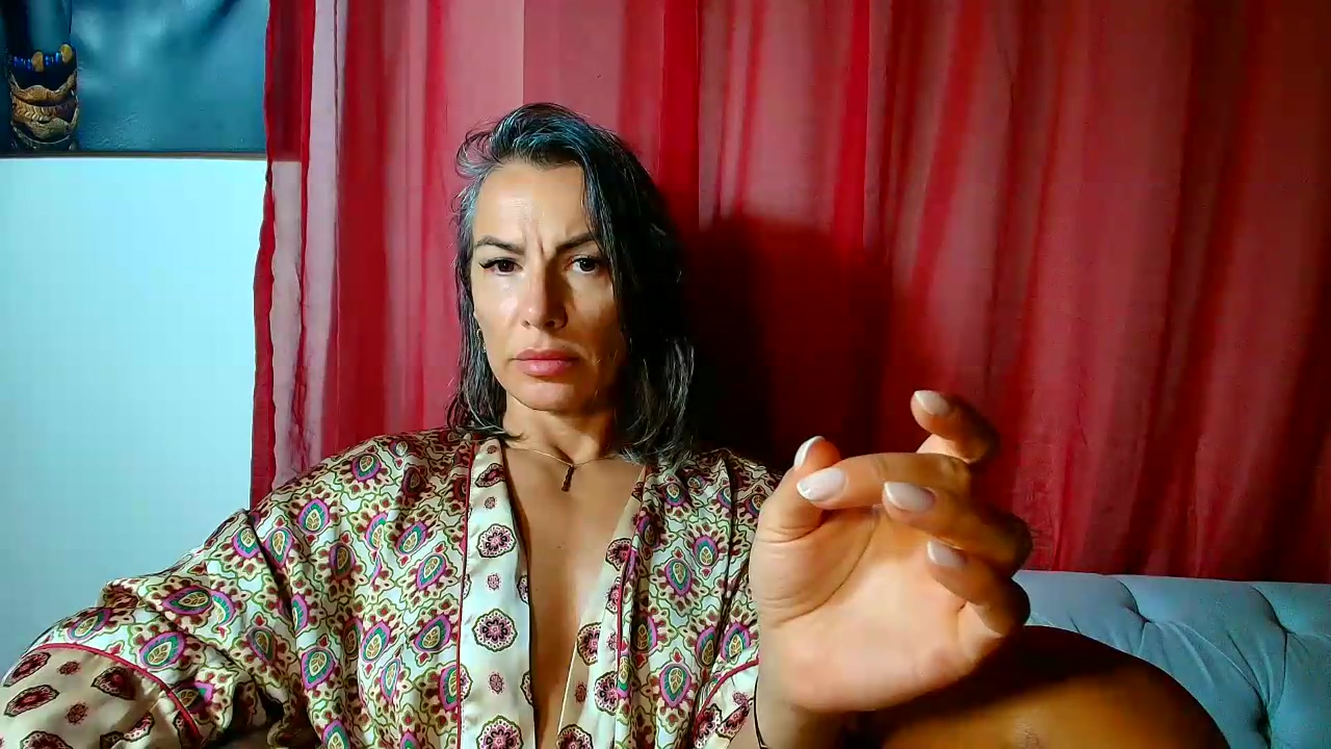 Gallery image thumbnail from Aarte_miss's myfreecams stream on, 05/27/2026, 06:15 image 3 of 20