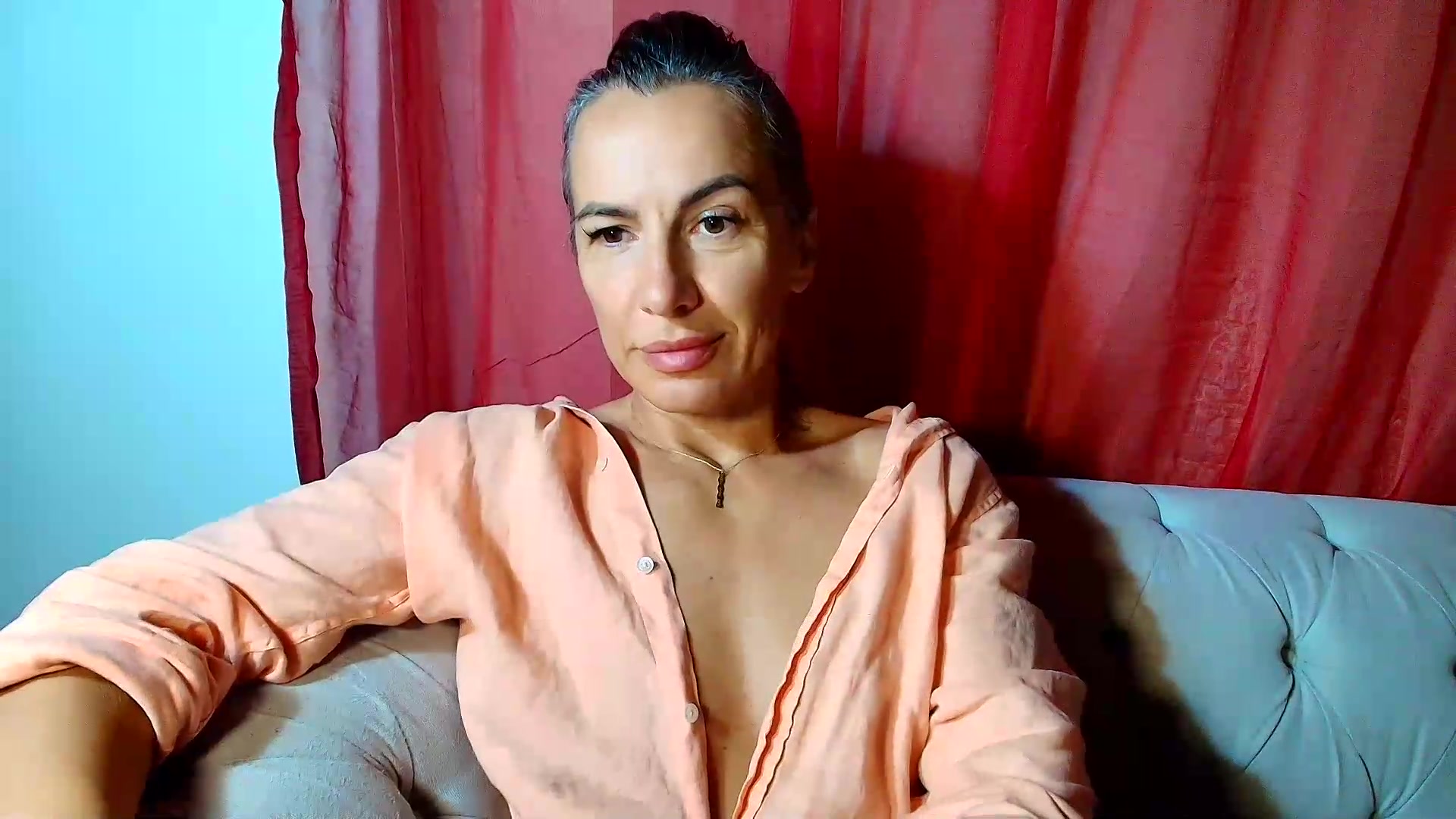 Gallery image thumbnail from Aarte_miss's myfreecams stream on, 06/05/2026, 15:11 image 18 of 20