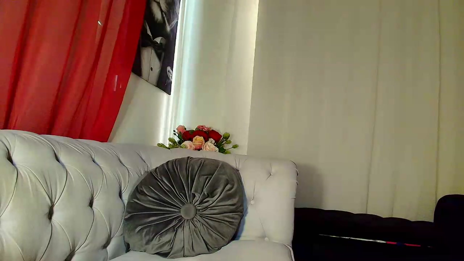 Gallery image thumbnail from Aarte_miss's myfreecams stream on, 06/06/2026, 14:47 image 18 of 20