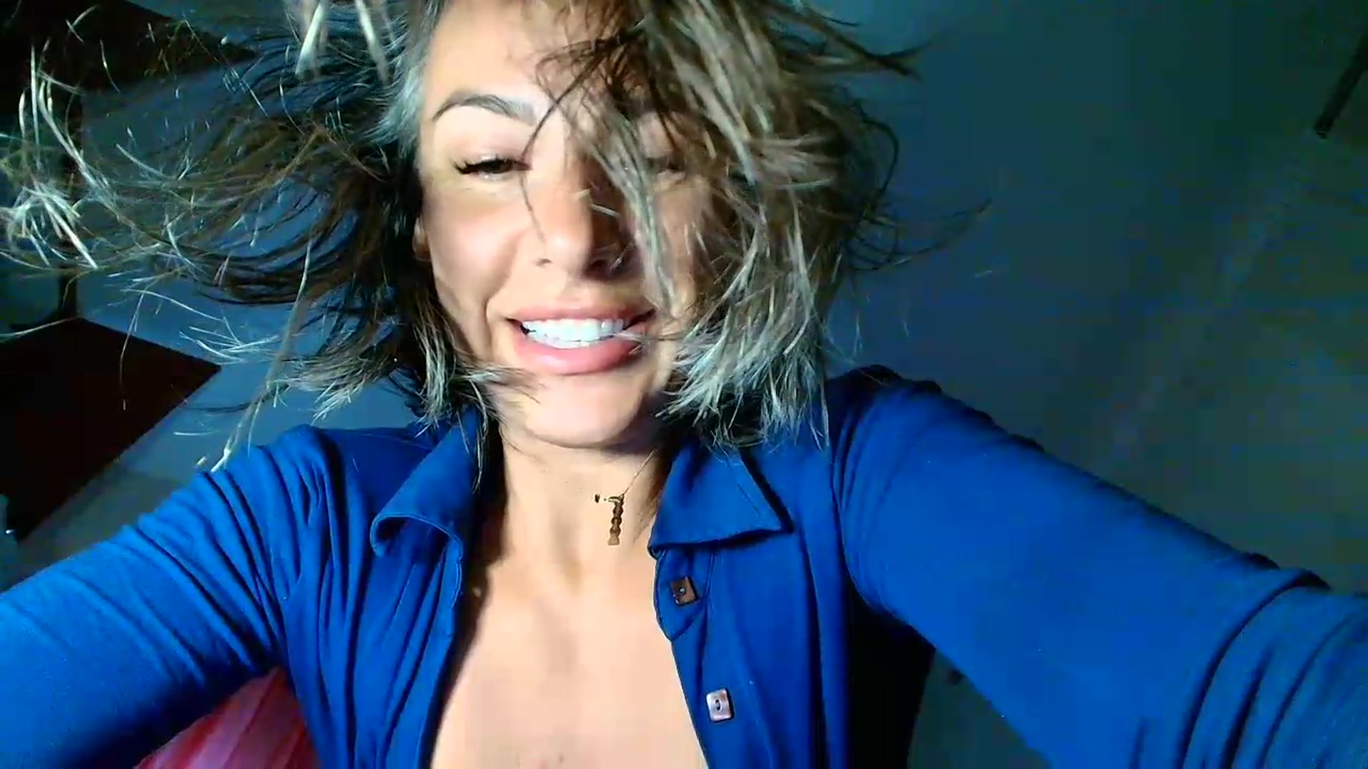 Gallery image thumbnail from Aarte_miss's myfreecams stream on, 06/14/2026, 18:21 image 10 of 20
