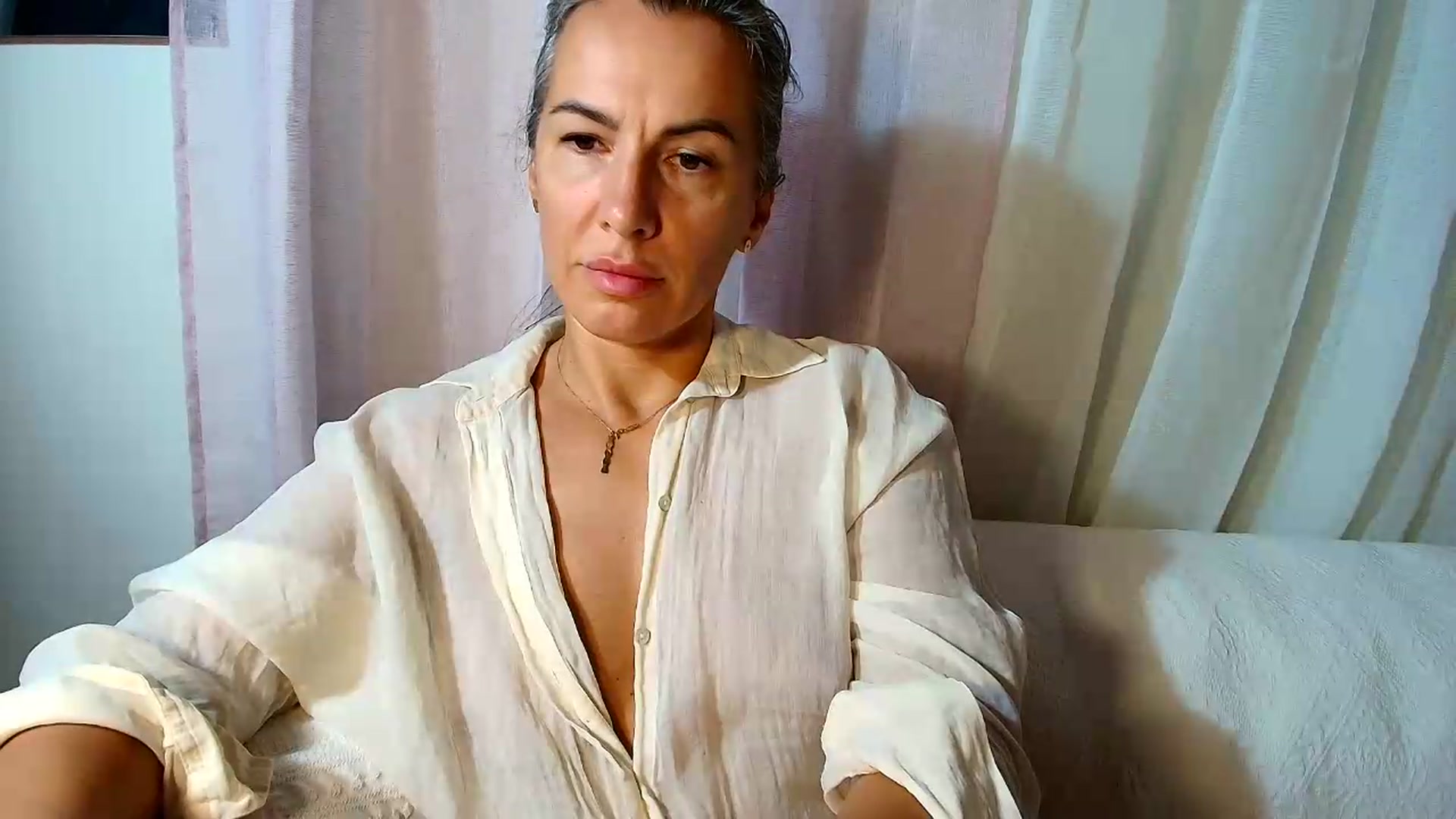 Gallery image thumbnail from Aarte_miss's myfreecams stream on, 08/08/2026, 14:26 image 17 of 20