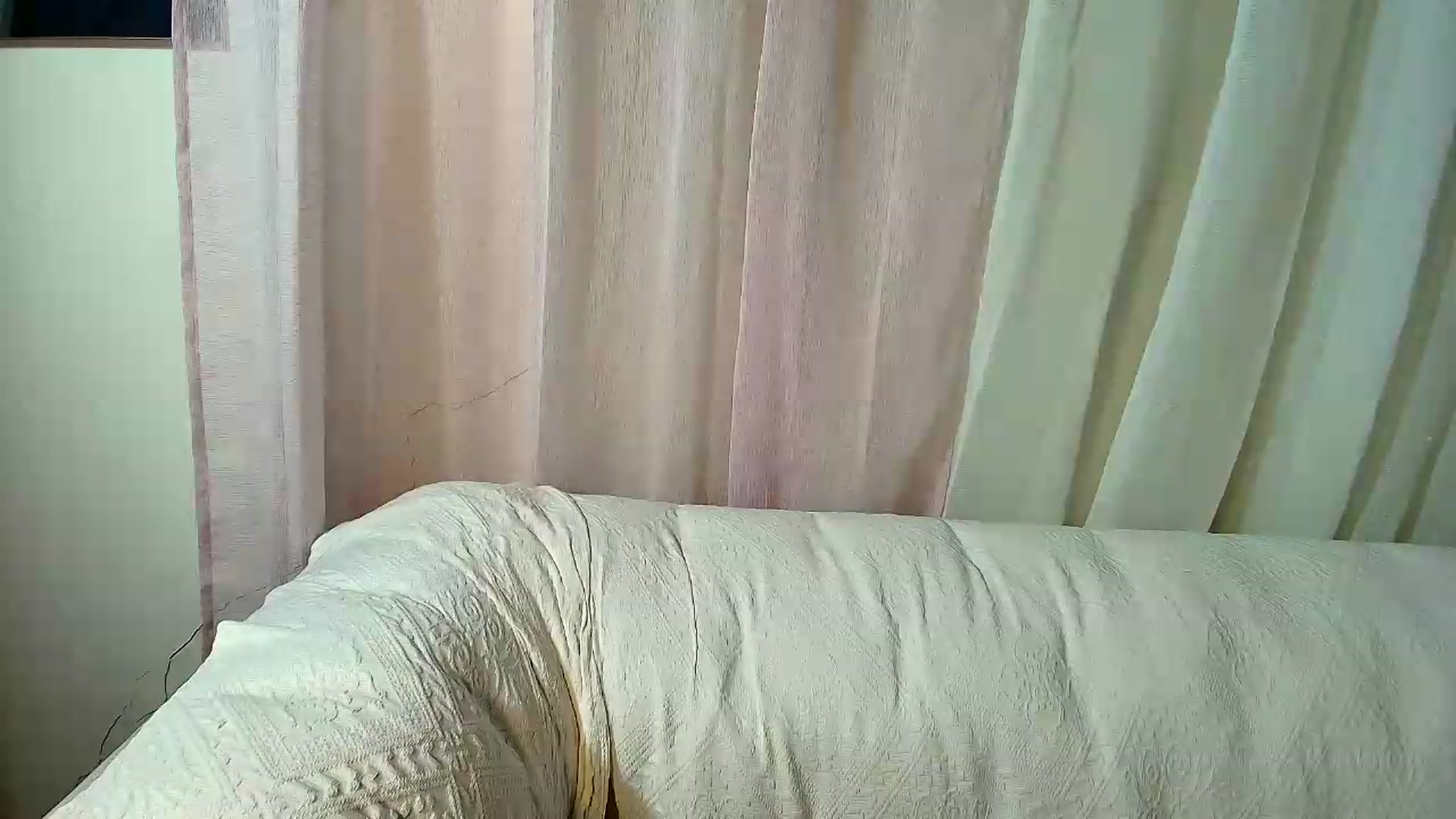 Gallery image thumbnail from Aarte_miss's myfreecams stream on, 08/08/2026, 14:26 image 13 of 20