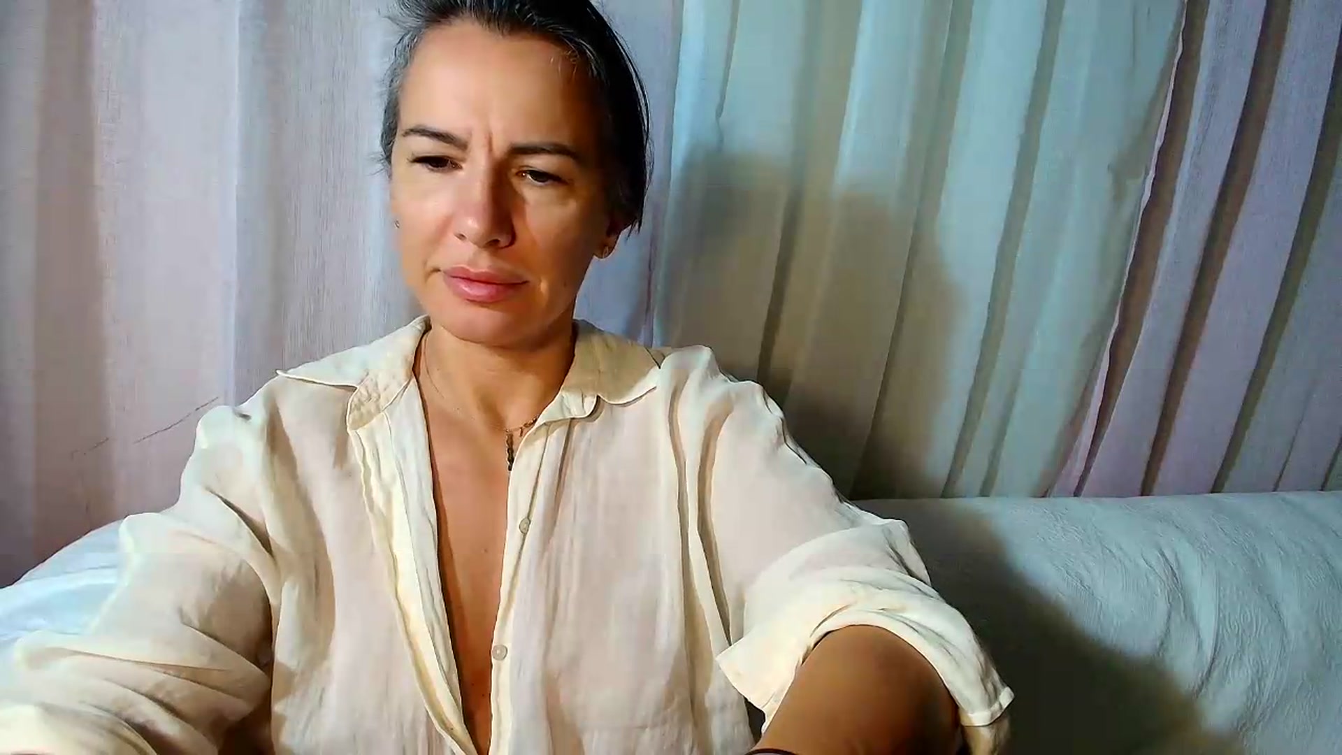 Gallery image thumbnail from Aarte_miss's myfreecams stream on, 08/09/2026, 04:36 image 7 of 20