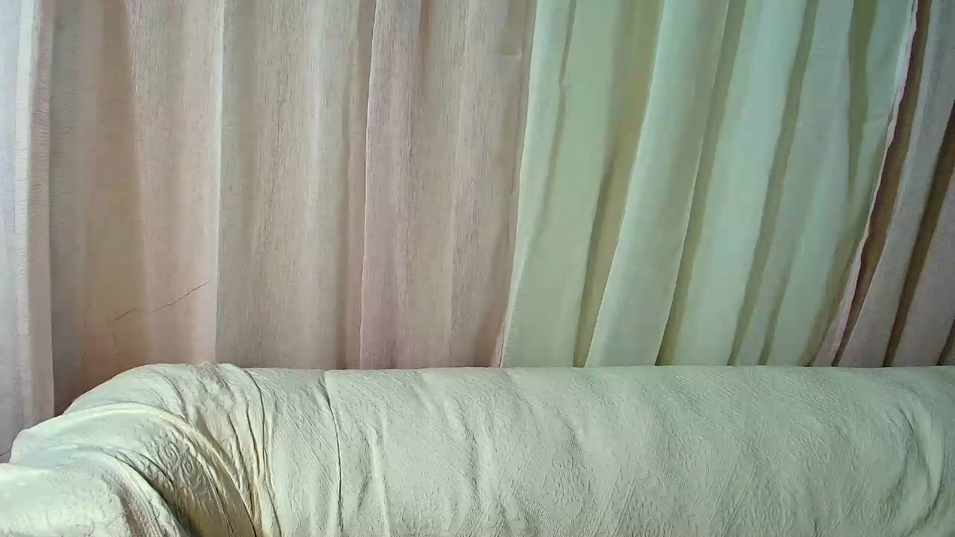 Gallery image thumbnail from Aarte_miss's myfreecams stream on, 08/09/2026, 04:36 image 10 of 20