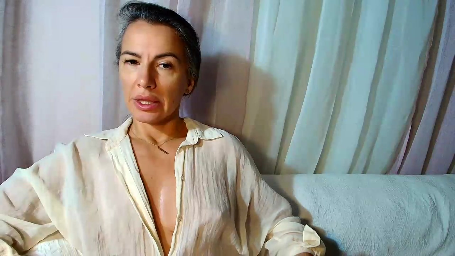Gallery image thumbnail from Aarte_miss's myfreecams stream on, 08/09/2026, 04:36 image 11 of 20