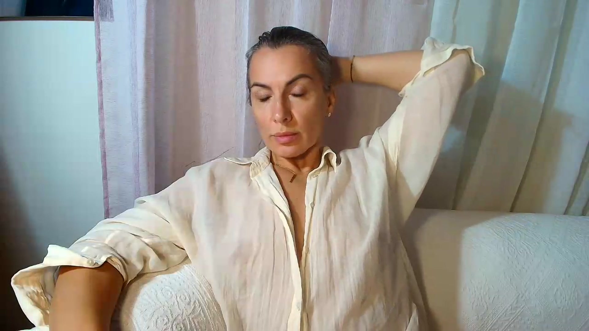 Gallery image thumbnail from Aarte_miss's myfreecams stream on, 08/12/2026, 15:55 image 9 of 20