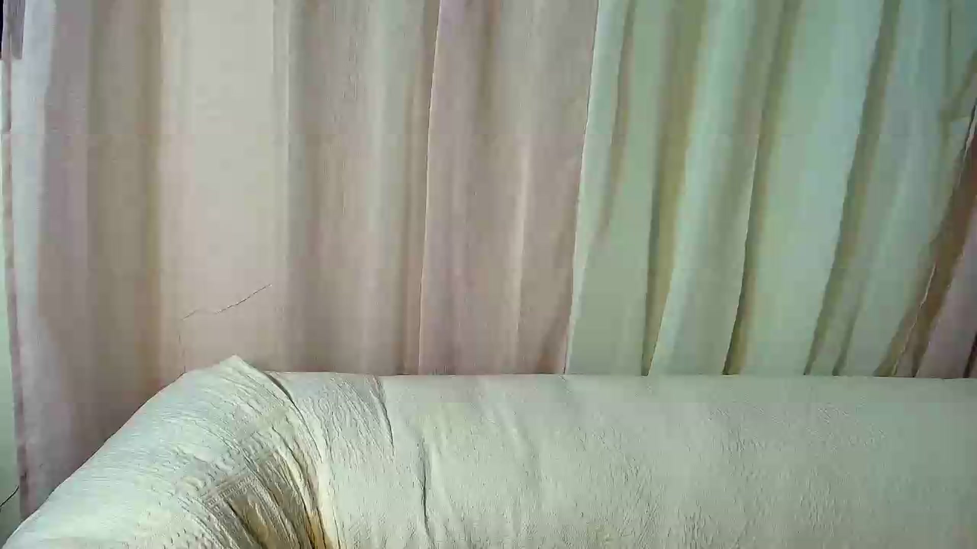 Gallery image thumbnail from Aarte_miss's myfreecams stream on, 08/13/2026, 12:52 image 14 of 20