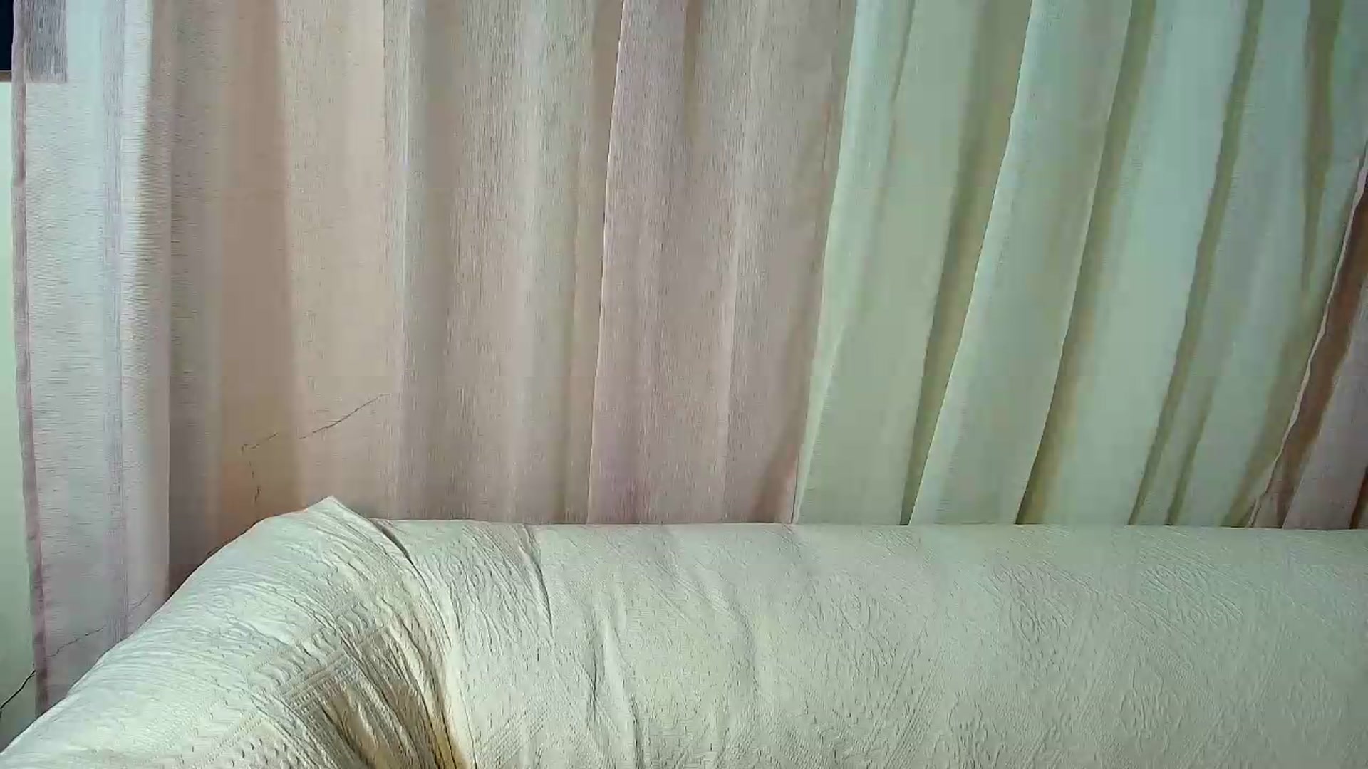 Gallery image thumbnail from Aarte_miss's myfreecams stream on, 08/13/2026, 12:52 image 20 of 20