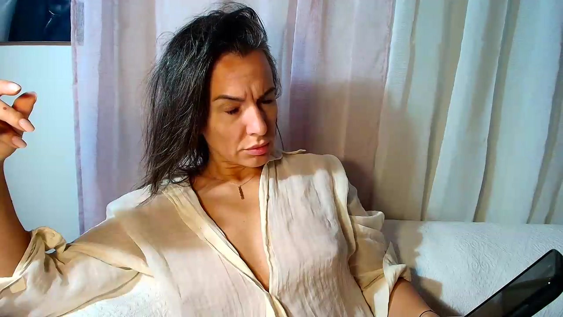 Gallery image thumbnail from Aarte_miss's myfreecams stream on, 08/14/2026, 13:42 image 4 of 20