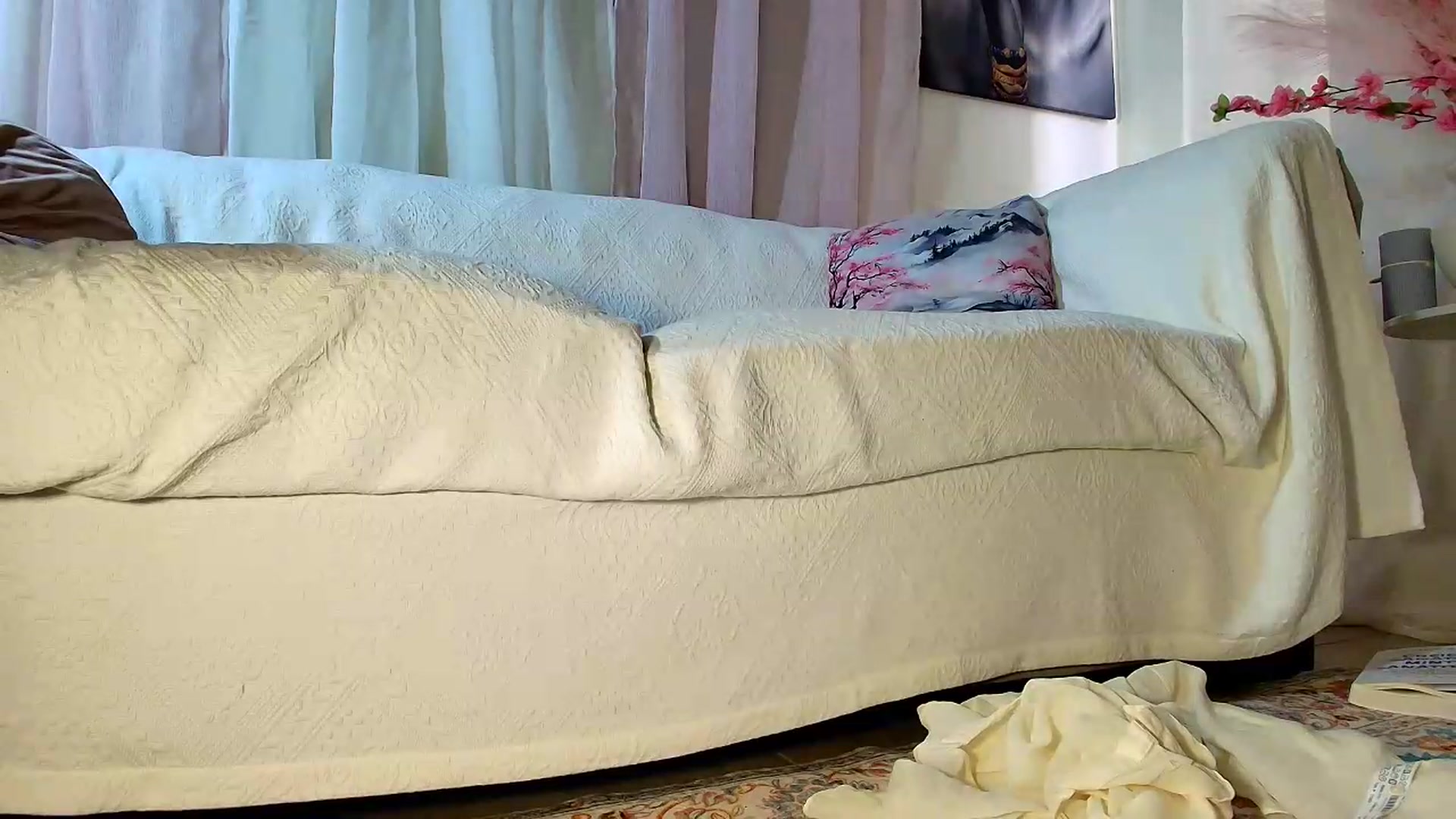Gallery image thumbnail from Aarte_miss's myfreecams stream on, 08/14/2026, 13:42 image 14 of 20