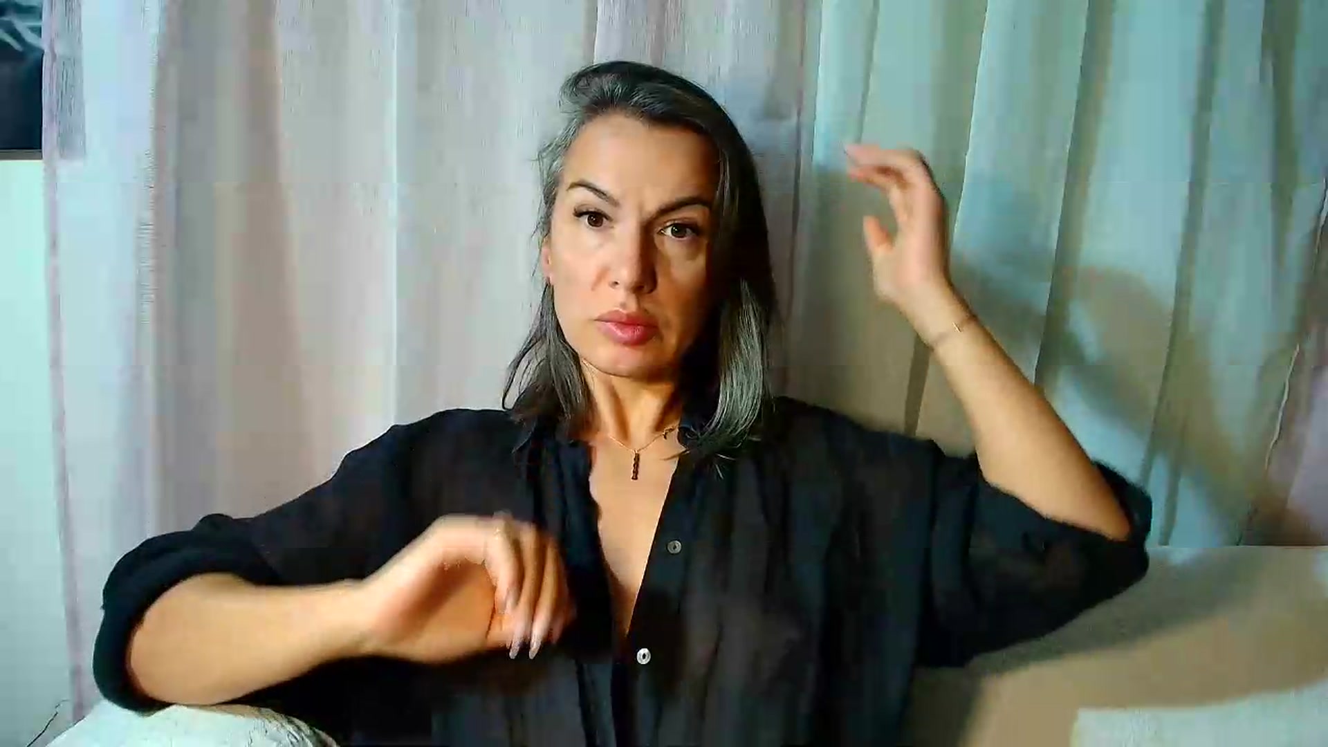 Gallery image thumbnail from Aarte_miss's myfreecams stream on, 08/22/2026, 05:41 image 3 of 20