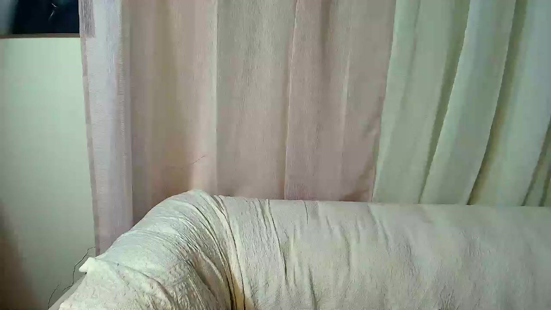 Gallery image thumbnail from Aarte_miss's myfreecams stream on, 08/22/2026, 14:44 image 12 of 20