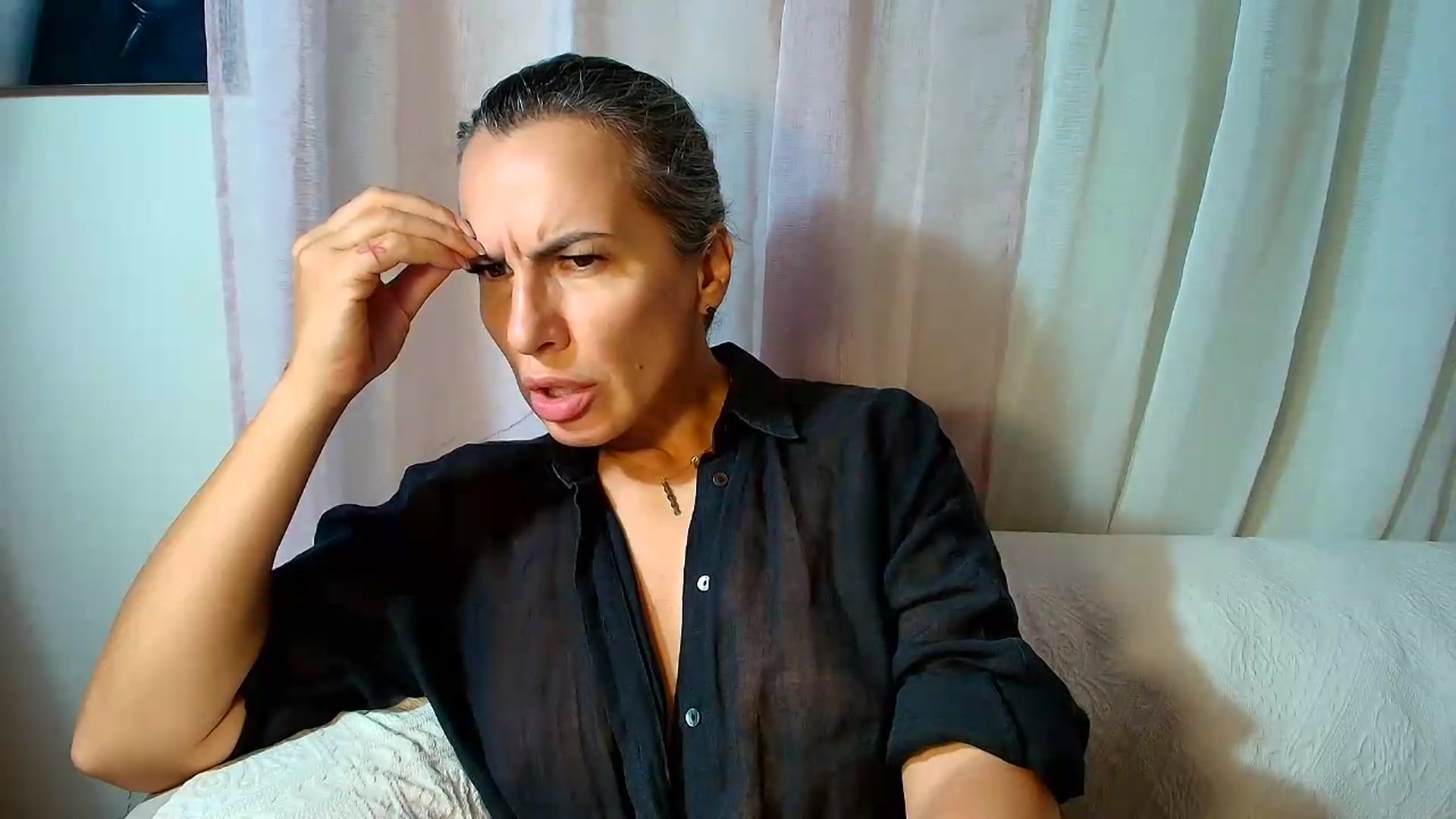 Gallery image thumbnail from Aarte_miss's myfreecams stream on, 08/22/2026, 14:44 image 7 of 20