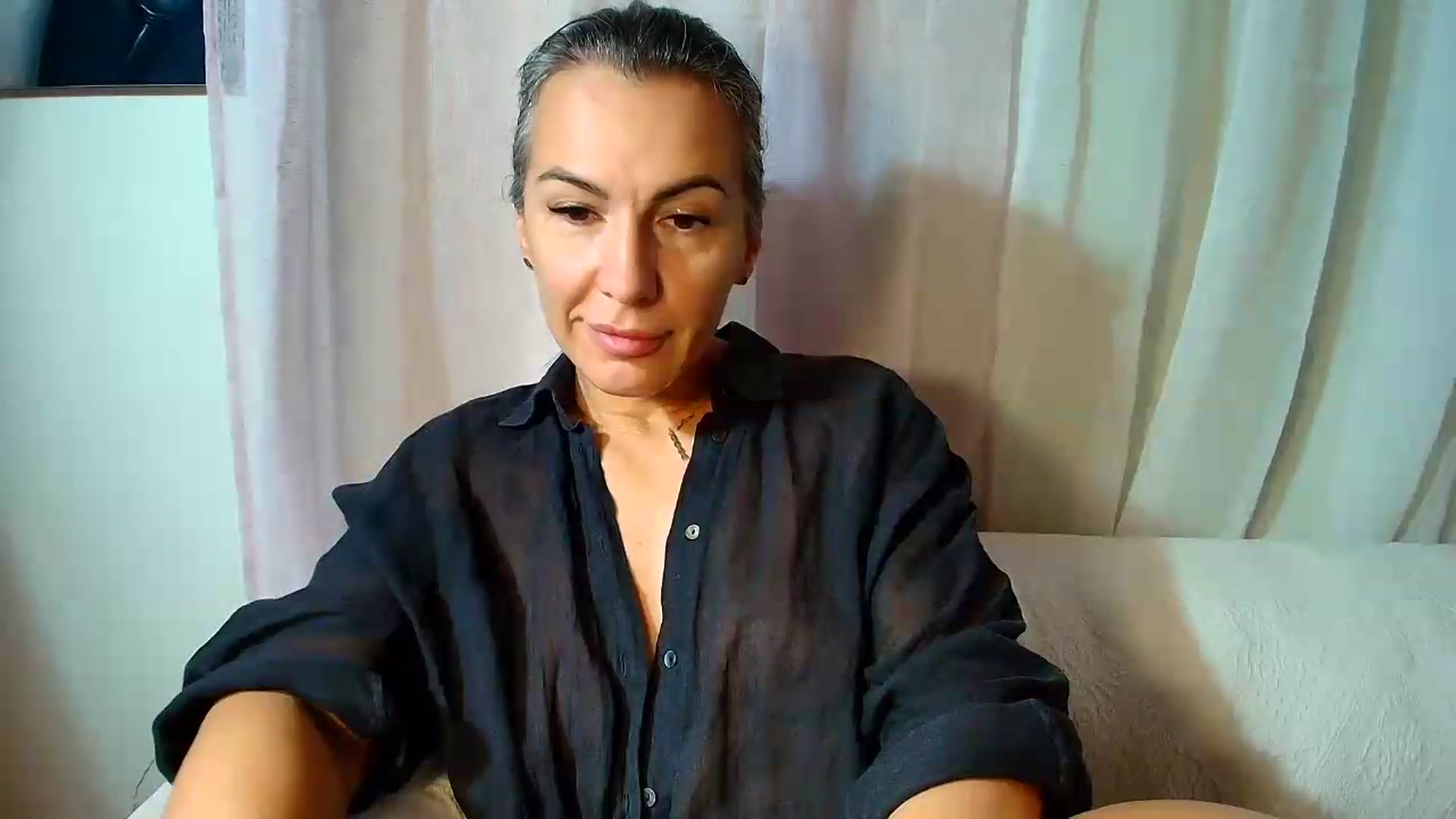 Gallery image thumbnail from Aarte_miss's myfreecams stream on, 08/22/2026, 14:44 image 15 of 20