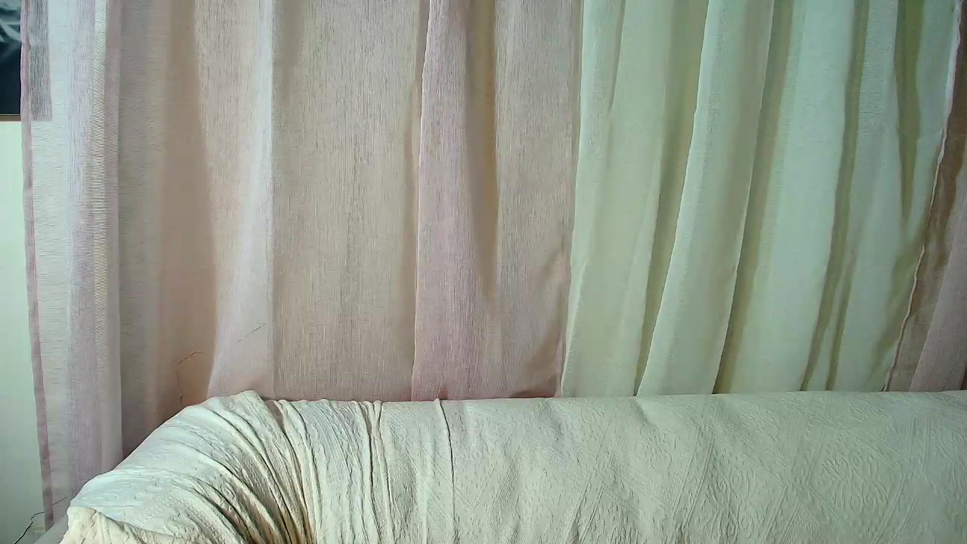 Gallery image thumbnail from Aarte_miss's myfreecams stream on, 08/24/2026, 04:23 image 8 of 20