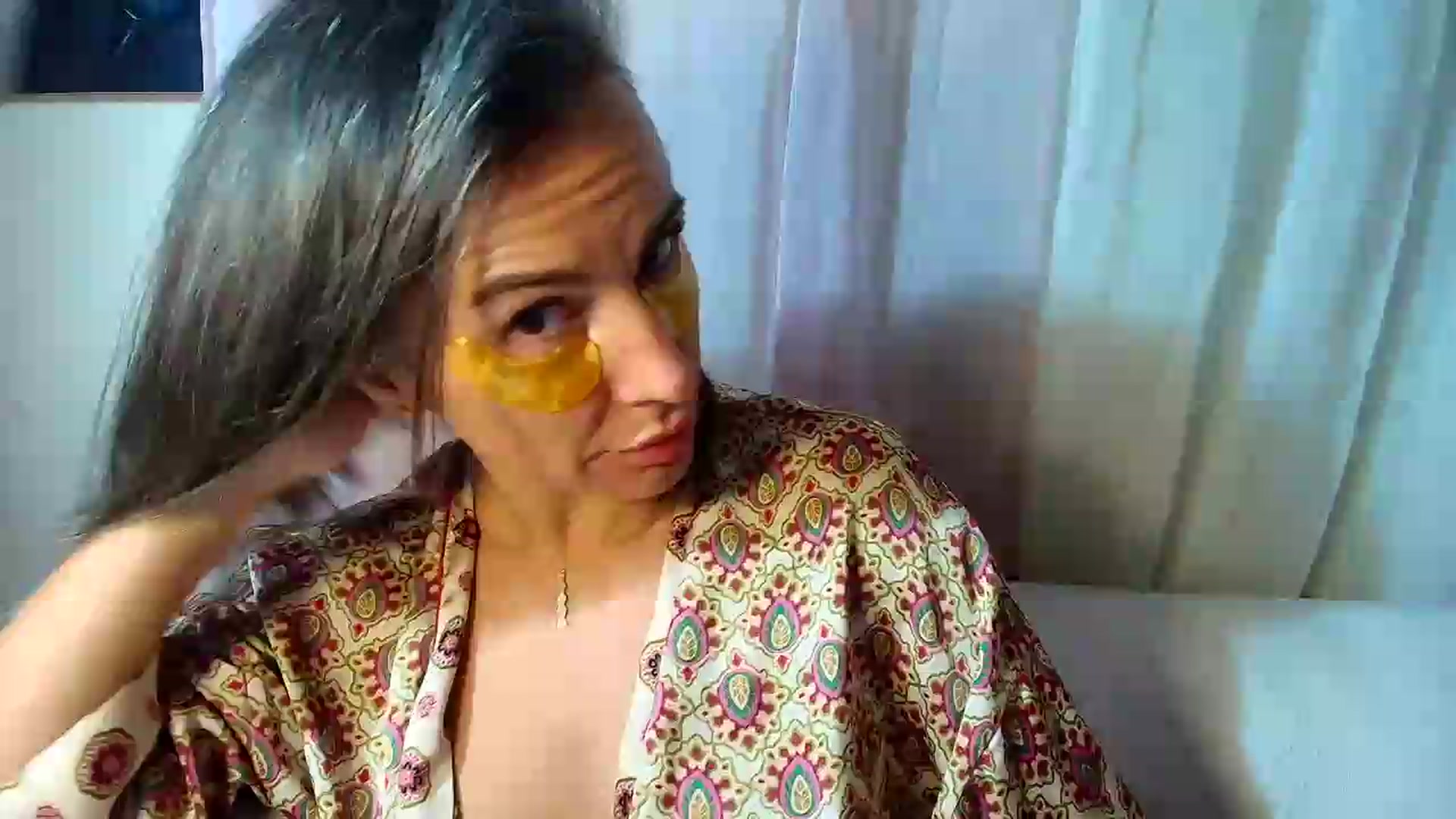 Gallery image thumbnail from Aarte_miss's myfreecams stream on, 08/29/2026, 14:00 image 6 of 20