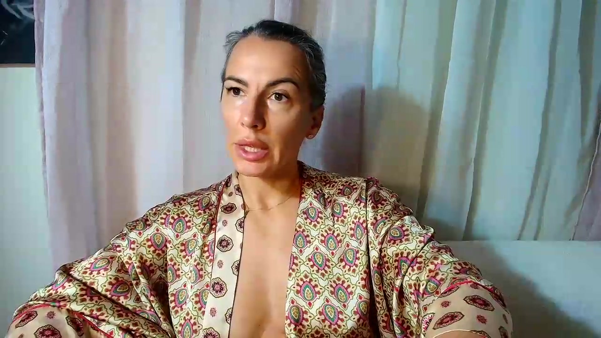 Gallery image thumbnail from Aarte_miss's myfreecams stream on, 08/30/2026, 13:19 image 2 of 20