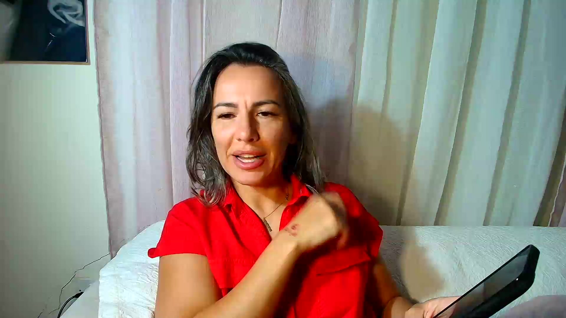 Gallery image thumbnail from Aarte_miss's myfreecams stream on, 09/12/2026, 04:58 image 18 of 20