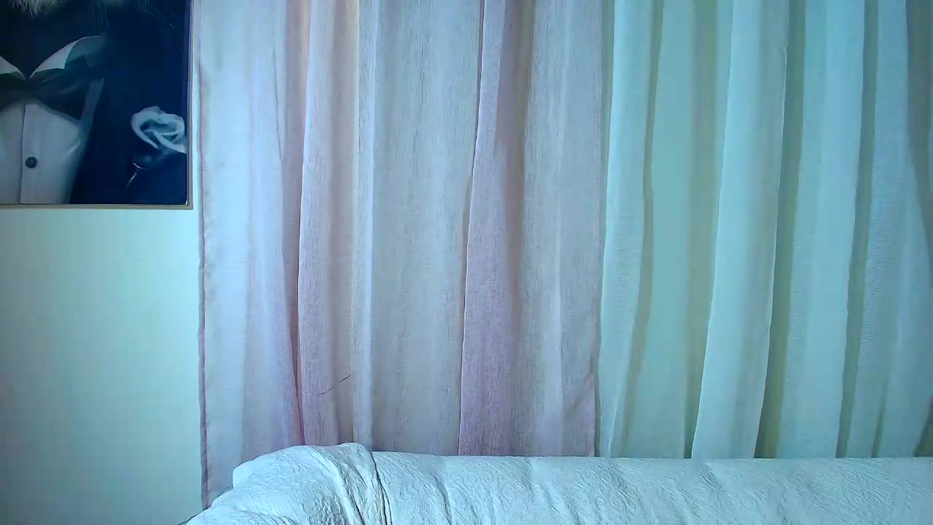 Gallery image thumbnail from Aarte_miss's myfreecams stream on, 09/12/2026, 14:31 image 7 of 20