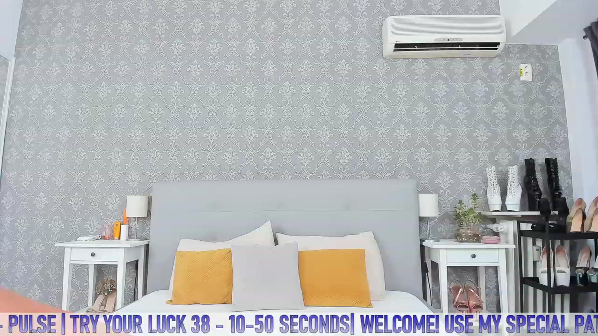 Gallery image thumbnail from AbbelaWhite's myfreecams stream on, 11/15/2022, 13:27 image 8 of 20