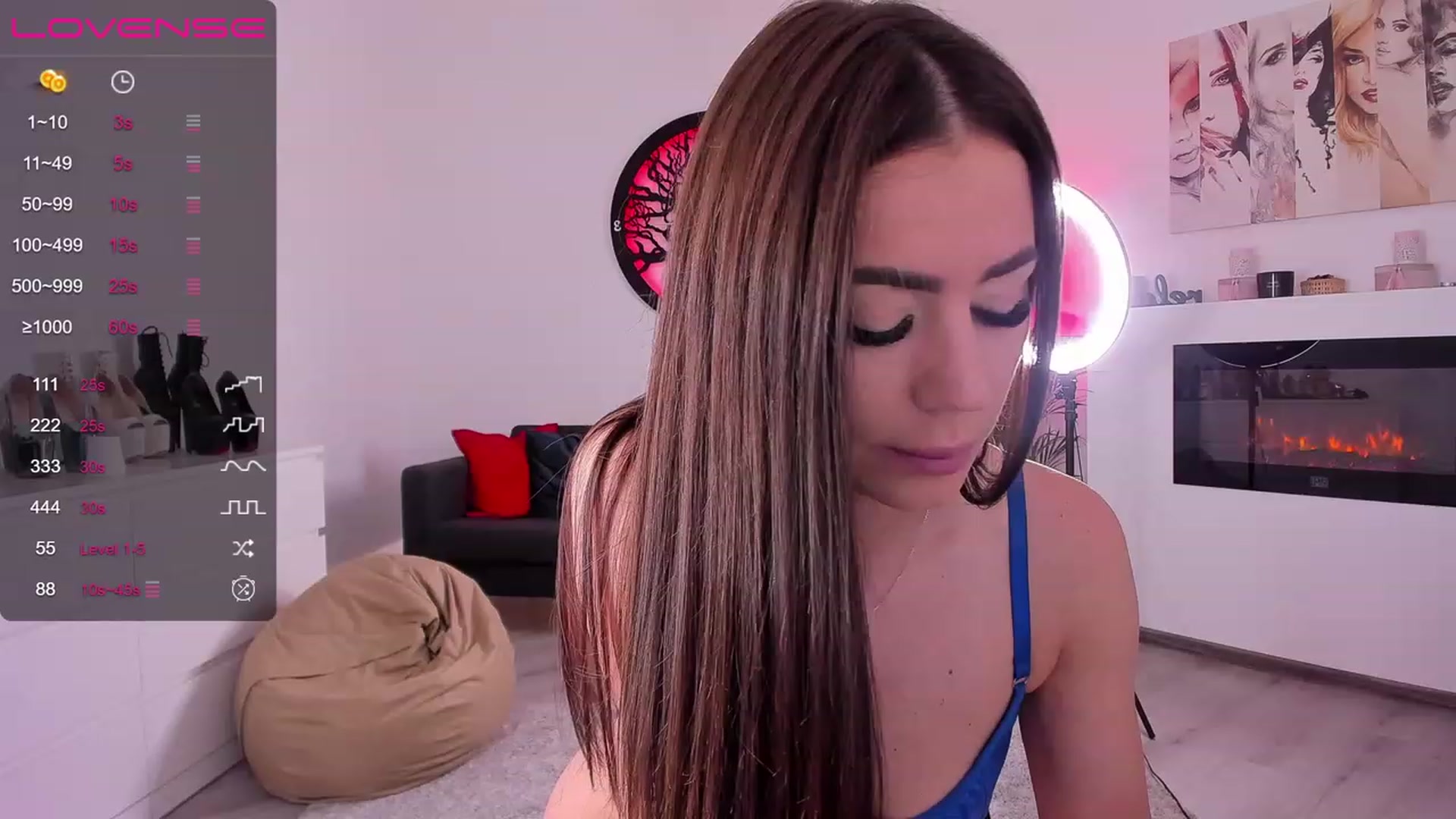 Gallery image thumbnail from AbbelaWhite's myfreecams stream on, 06/21/2023, 08:59 image 14 of 20