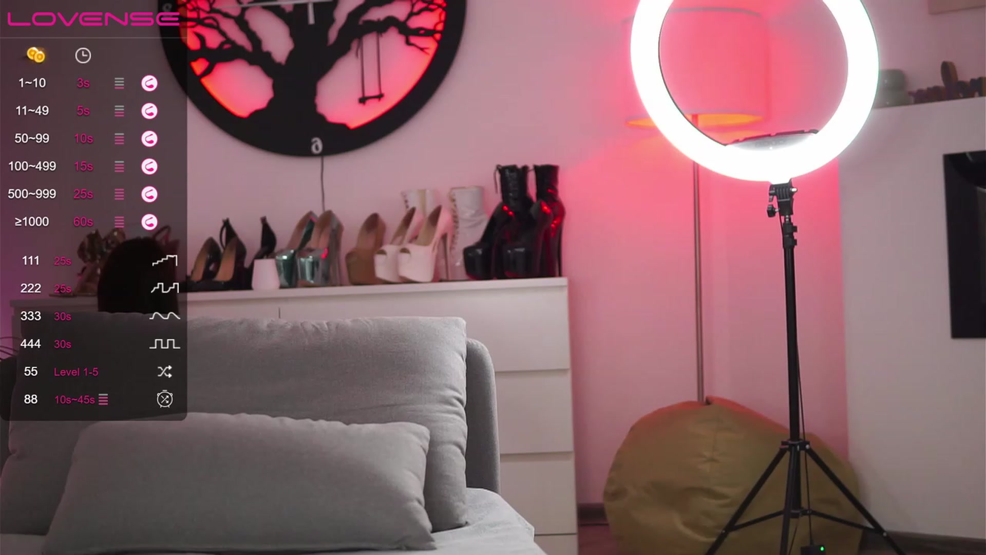 Gallery image thumbnail from AbbelaWhite's myfreecams stream on, 08/16/2023, 06:39 image 2 of 20