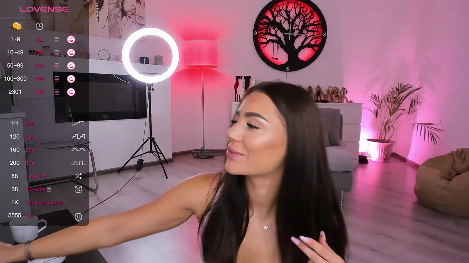 Gallery image thumbnail from AbbelaWhite's myfreecams stream on, 09/19/2023, 07:26 image 13 of 20