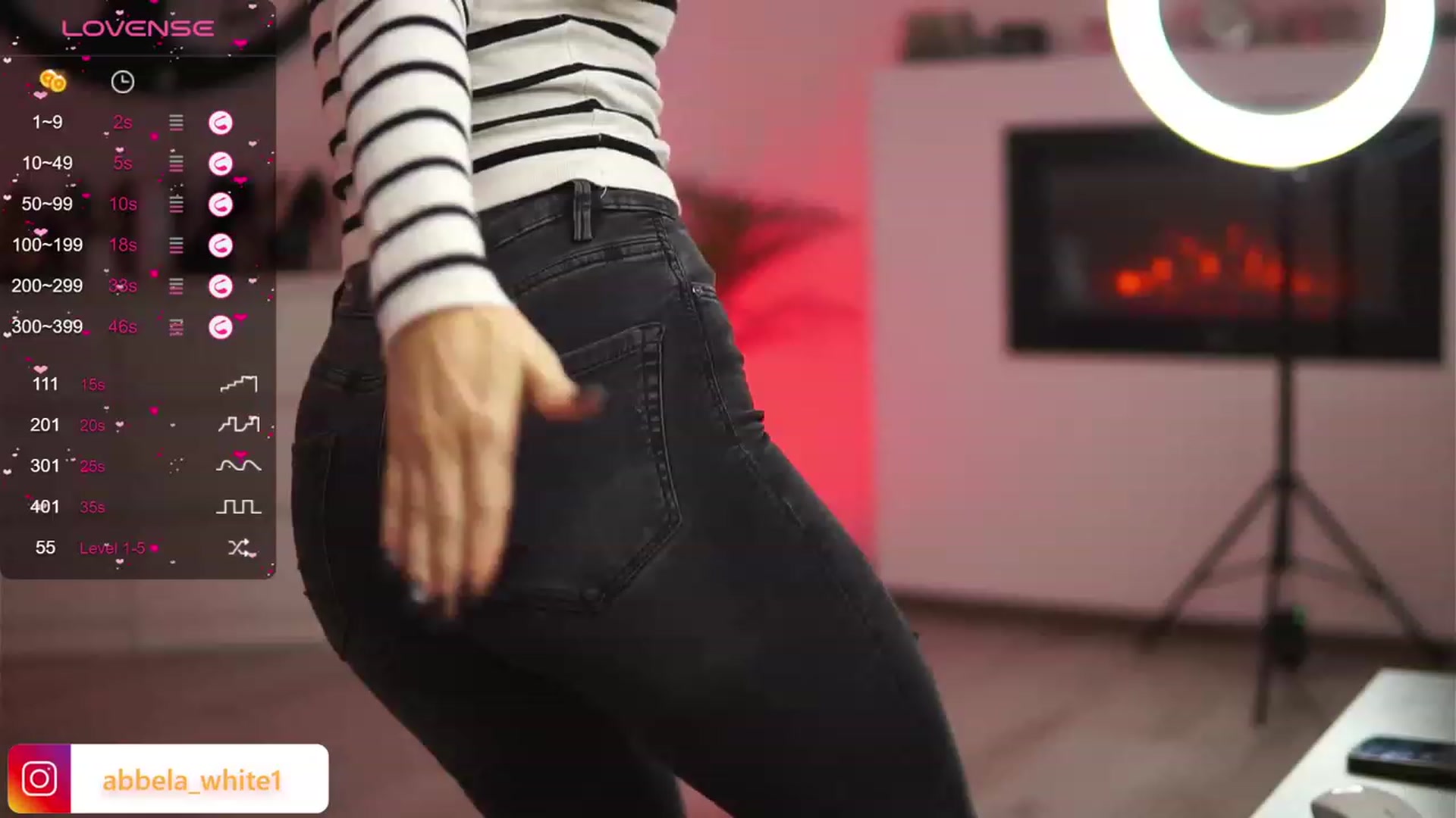 Gallery image thumbnail from AbbelaWhite's myfreecams stream on, 10/27/2023, 12:59 image 18 of 20