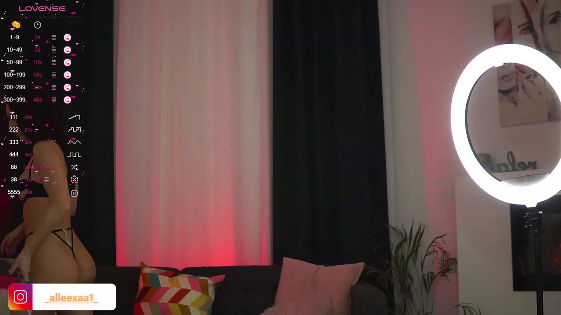 Gallery image thumbnail from AbbelaWhite's myfreecams stream on, 12/12/2023, 11:35 image 7 of 20