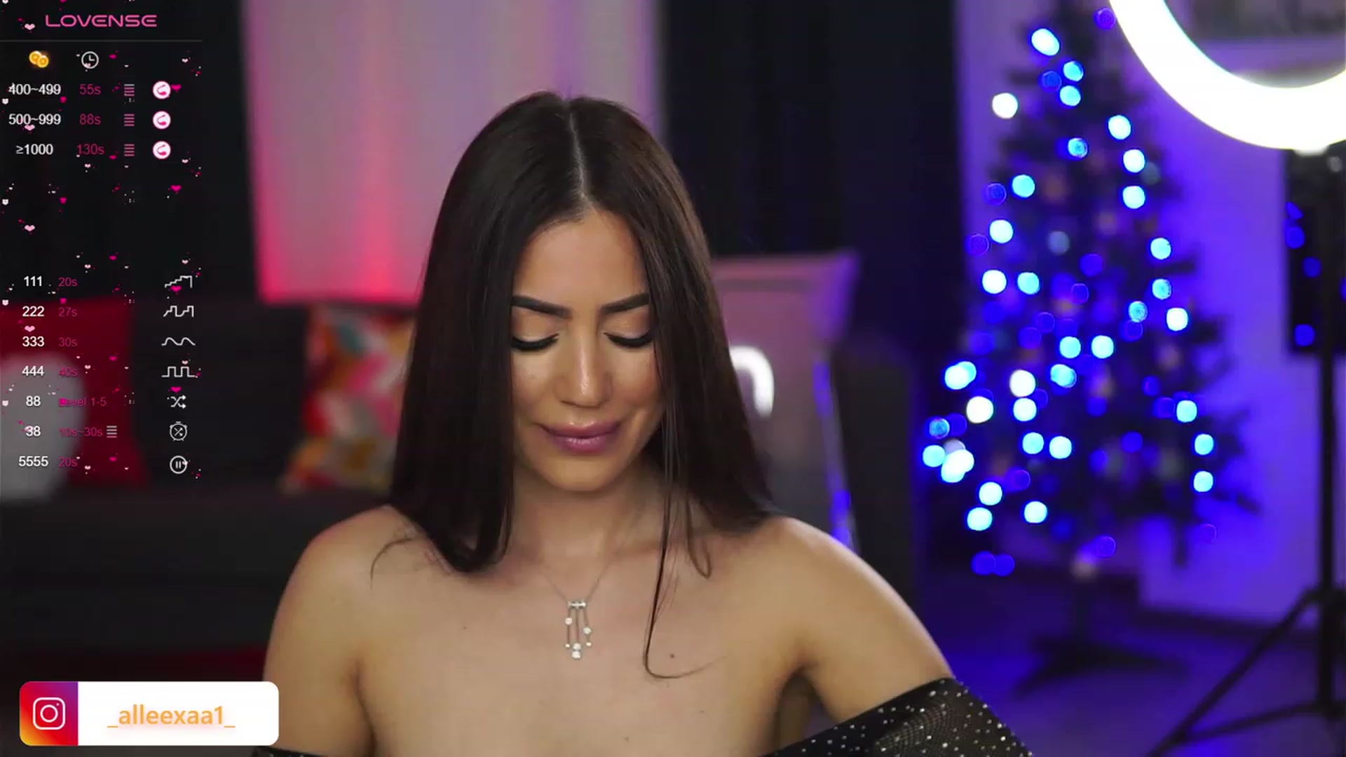 Gallery image thumbnail from AbbelaWhite's myfreecams stream on, 12/20/2023, 10:33 image 17 of 20