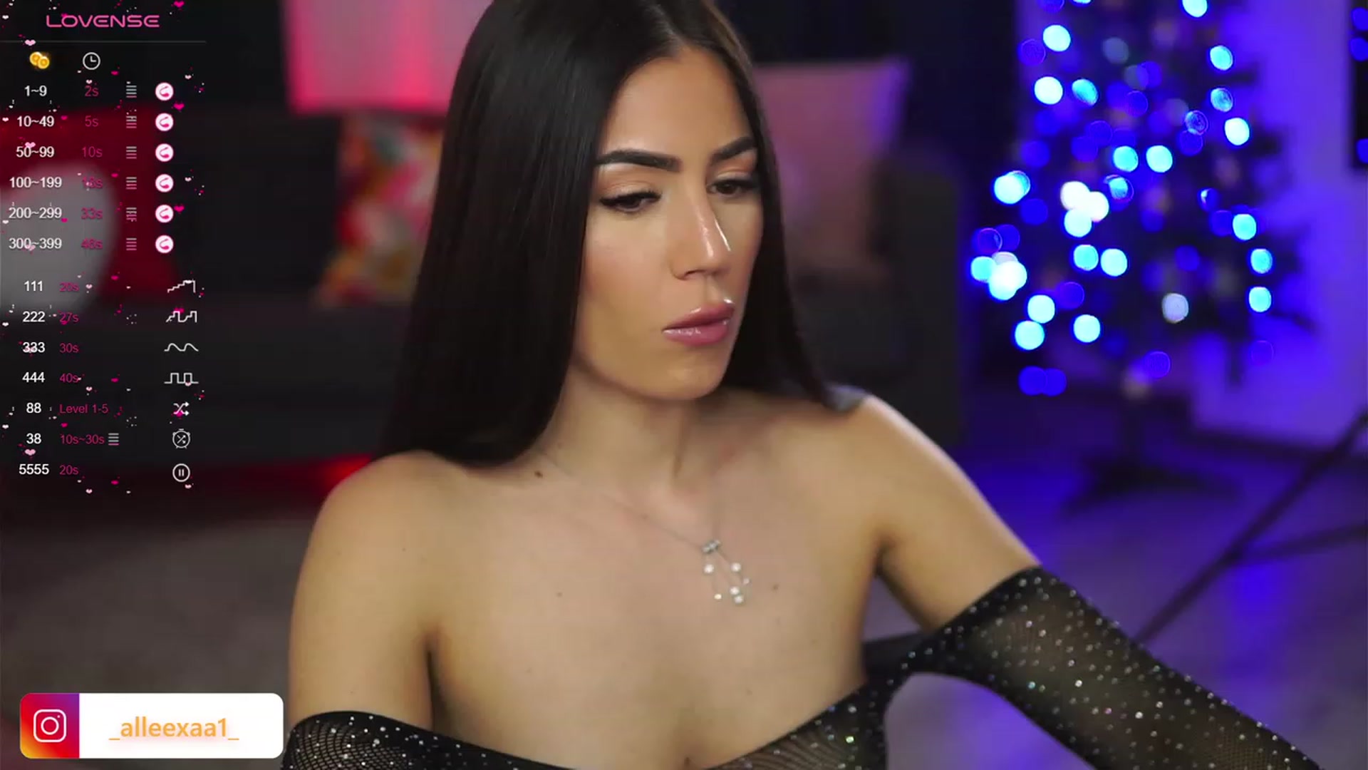 Gallery image thumbnail from AbbelaWhite's myfreecams stream on, 12/20/2023, 12:03 image 10 of 20