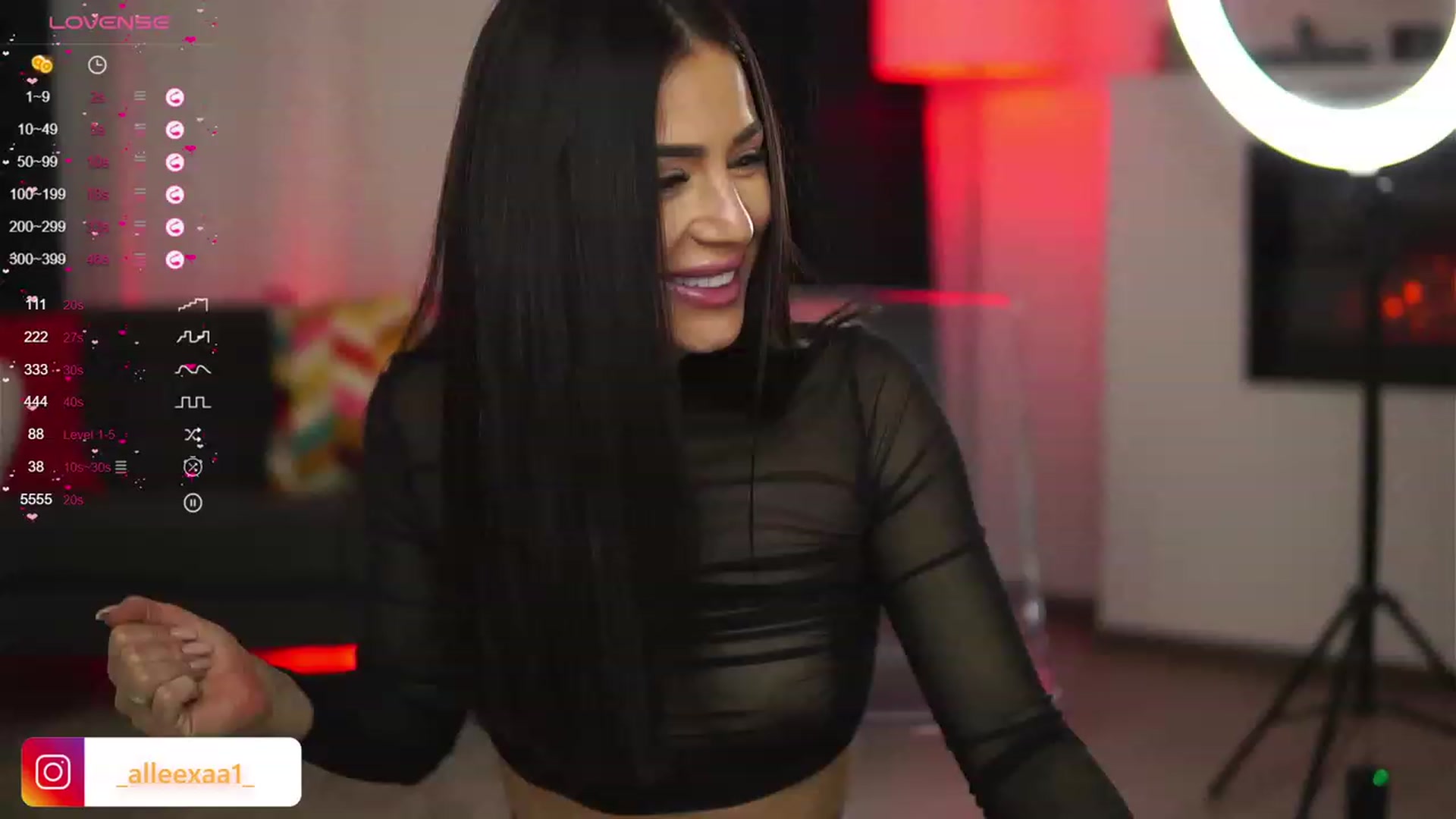 Gallery image thumbnail from AbbelaWhite's myfreecams stream on, 01/18/2024, 10:36 image 17 of 20