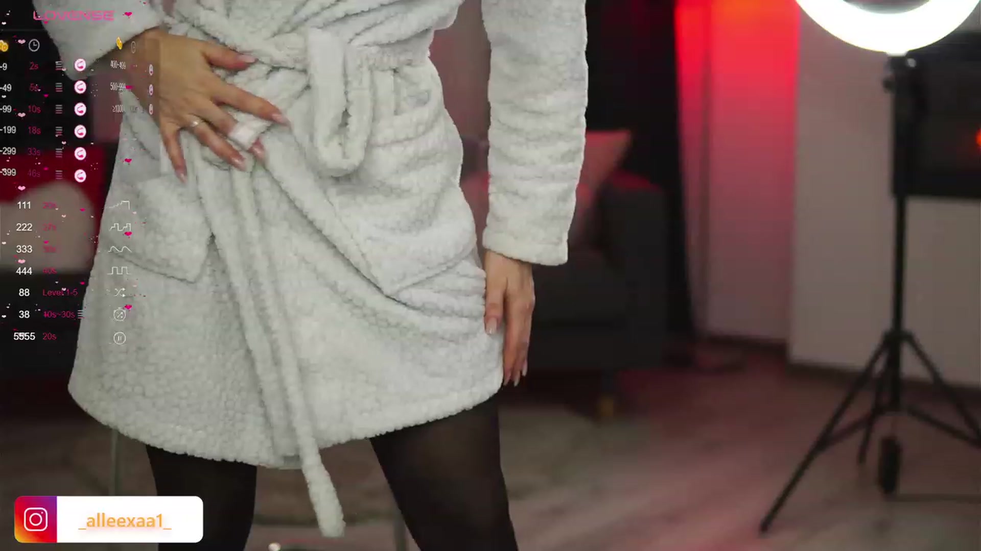 Gallery image thumbnail from AbbelaWhite's myfreecams stream on, 01/23/2024, 09:27 image 17 of 20