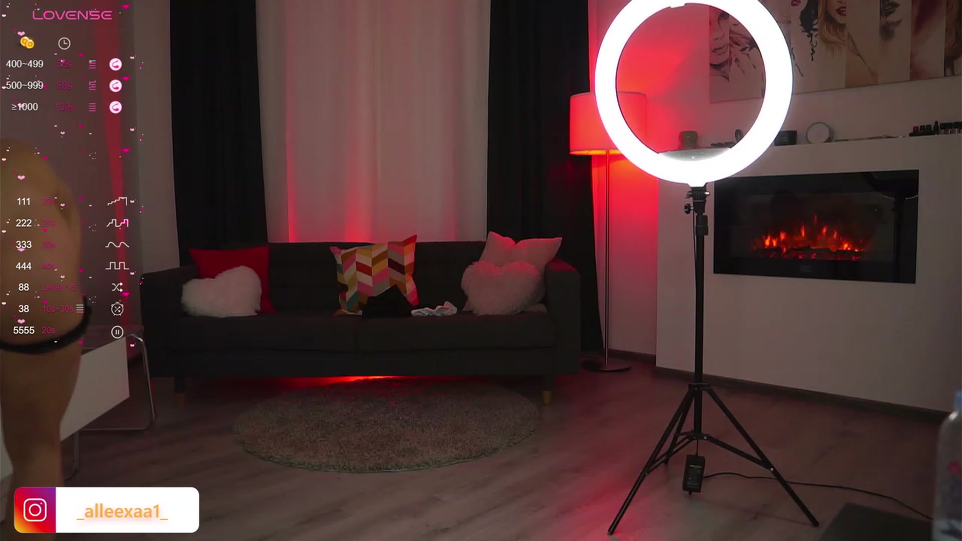 Gallery image thumbnail from AbbelaWhite's myfreecams stream on, 01/23/2024, 10:35 image 18 of 20