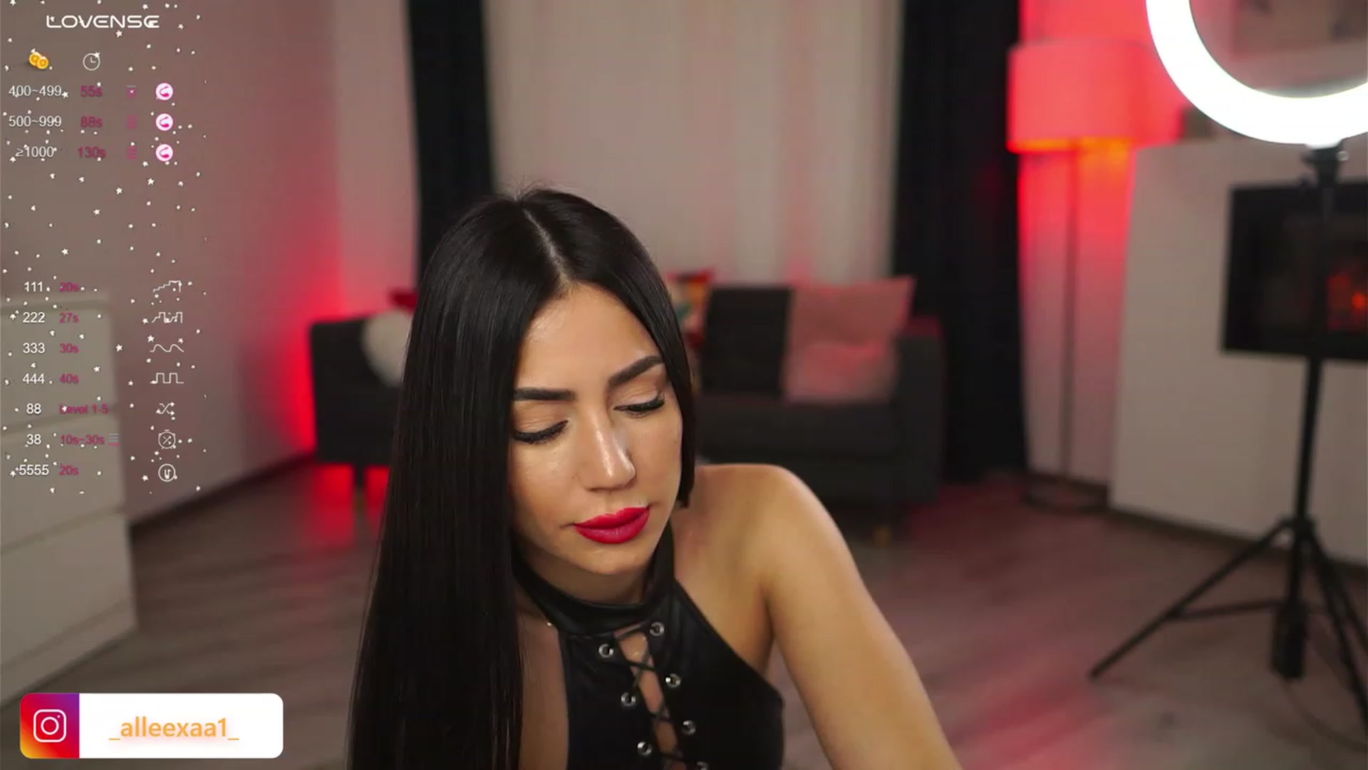 Gallery image thumbnail from AbbelaWhite's myfreecams stream on, 02/27/2024, 10:29 image 1 of 20