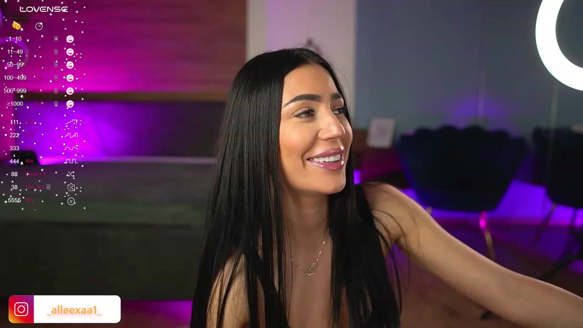 Gallery image thumbnail from AbbelaWhite's myfreecams stream on, 03/06/2024, 14:08 image 10 of 20