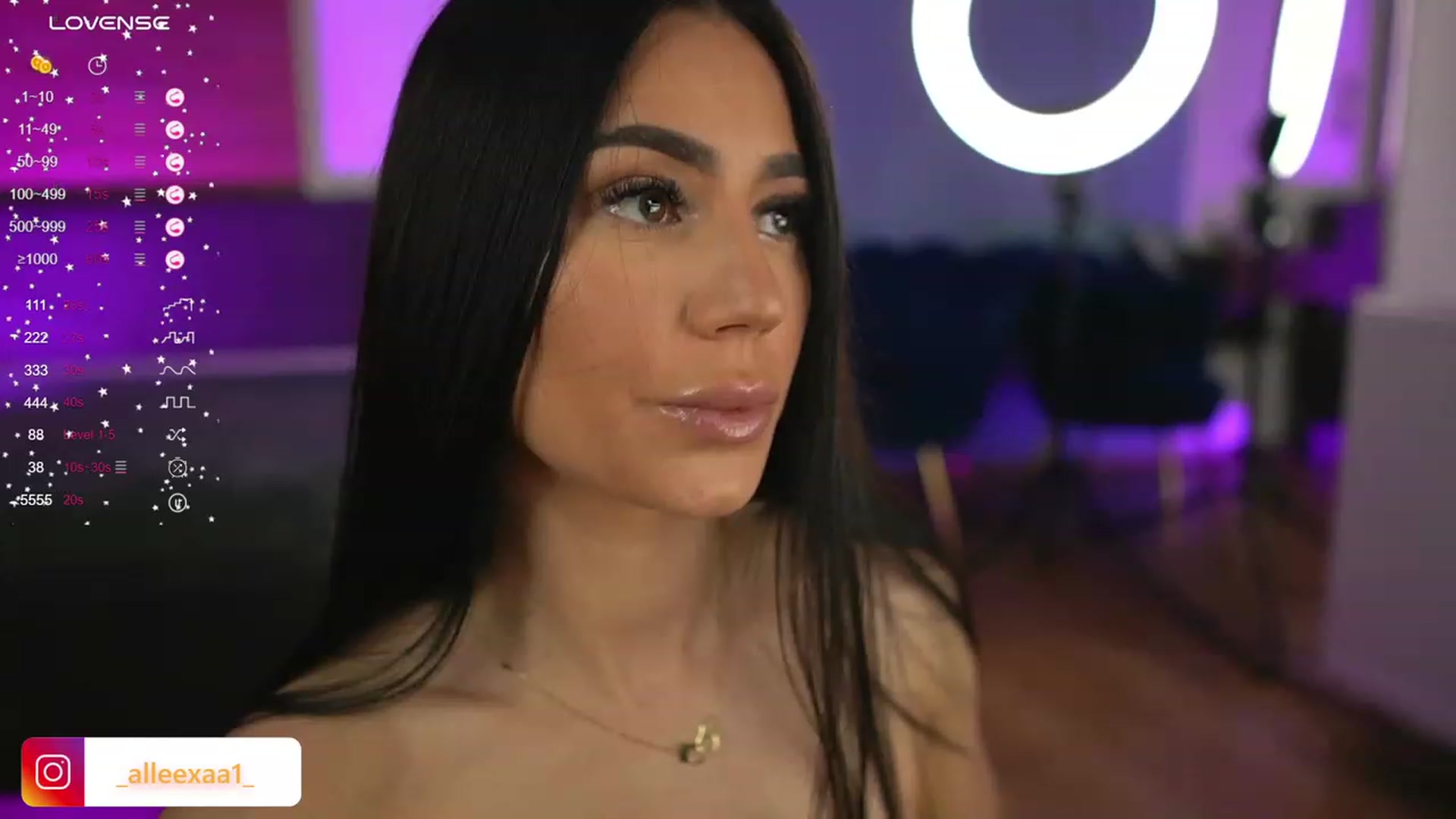 Gallery image thumbnail from AbbelaWhite's myfreecams stream on, 03/12/2024, 08:08 image 18 of 20