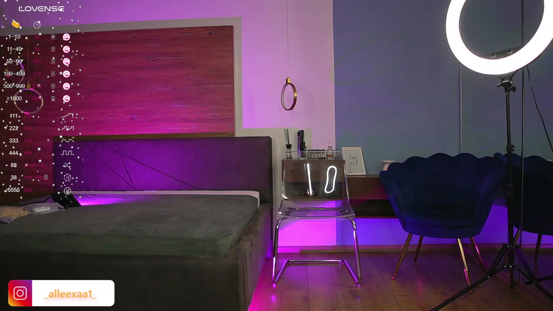Gallery image thumbnail from AbbelaWhite's myfreecams stream on, 03/13/2024, 11:05 image 15 of 20