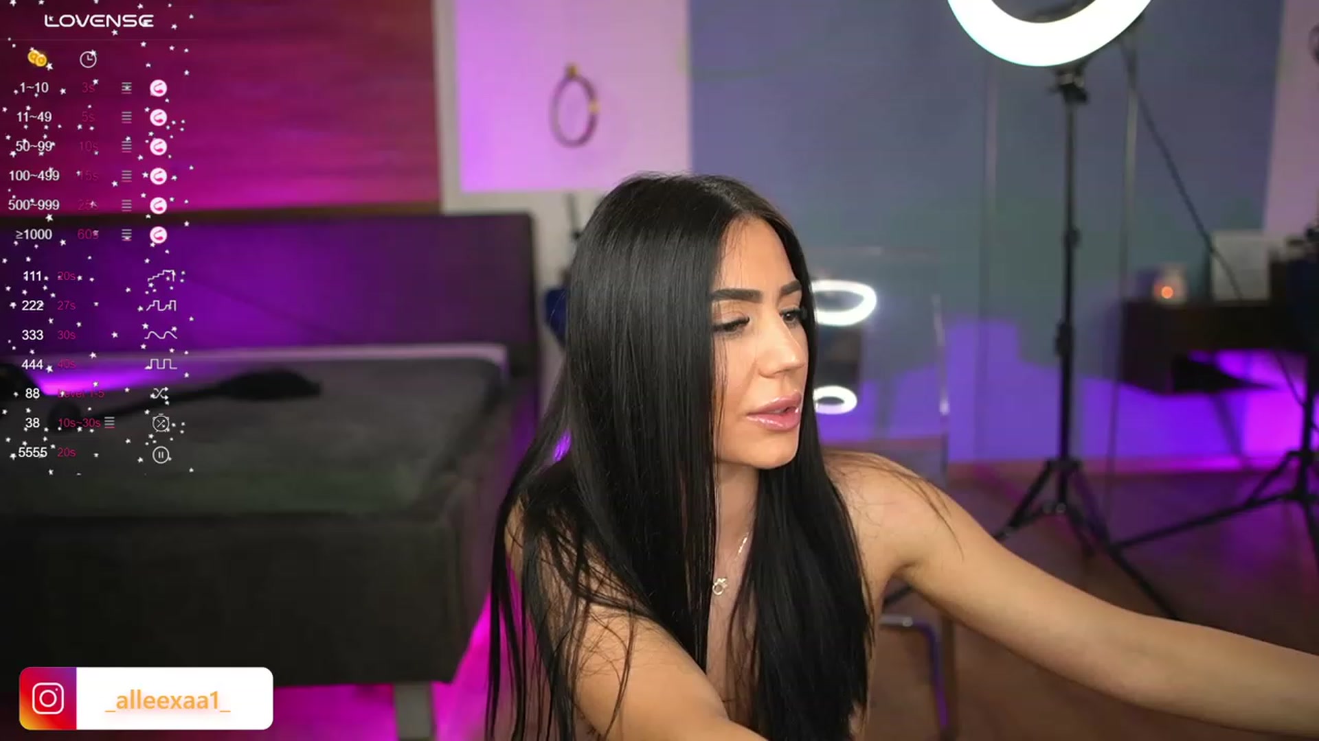 Gallery image thumbnail from AbbelaWhite's myfreecams stream on, 03/14/2024, 14:00 image 8 of 20