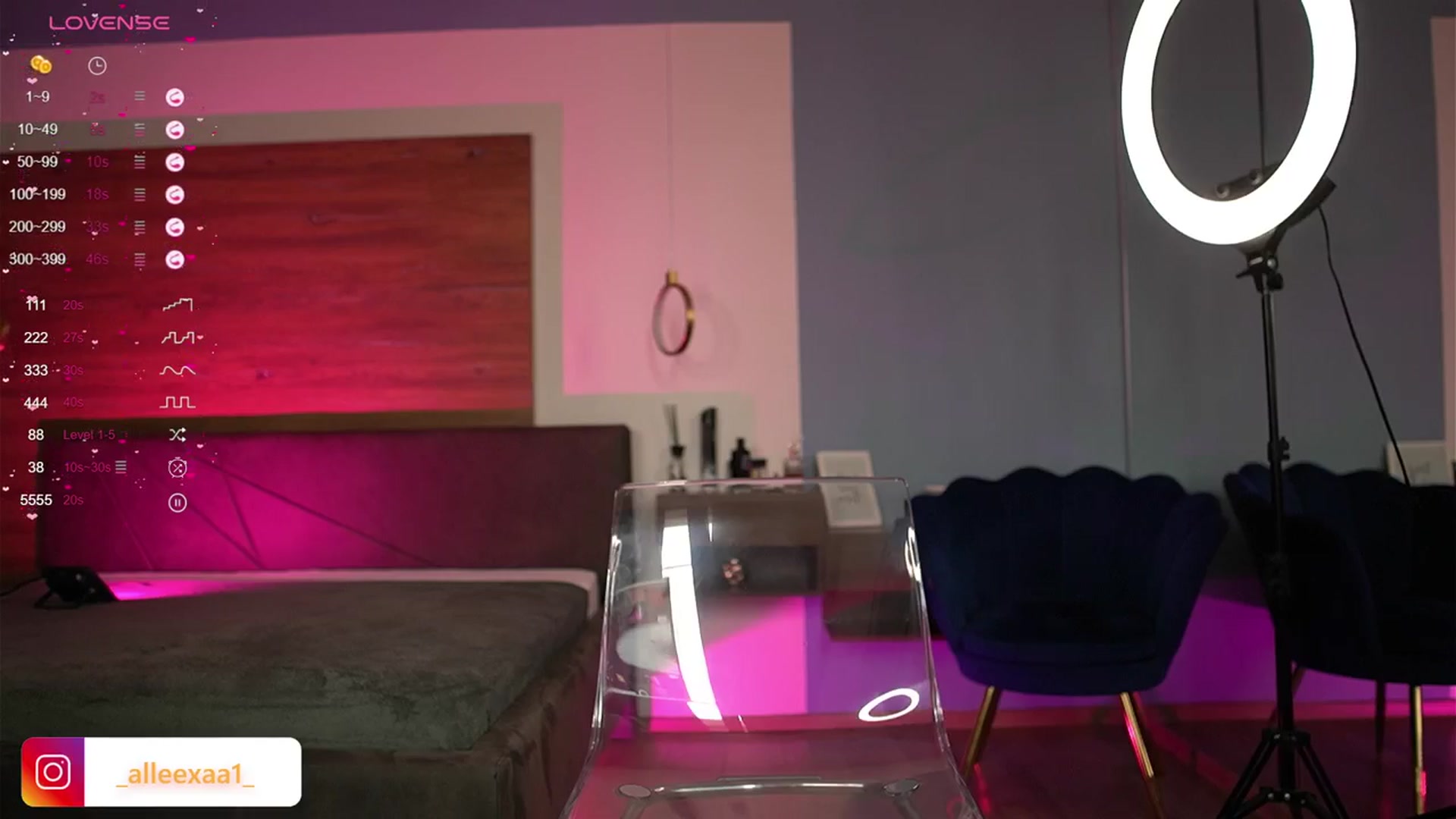 Gallery image thumbnail from AbbelaWhite's myfreecams stream on, 03/19/2024, 12:29 image 14 of 20