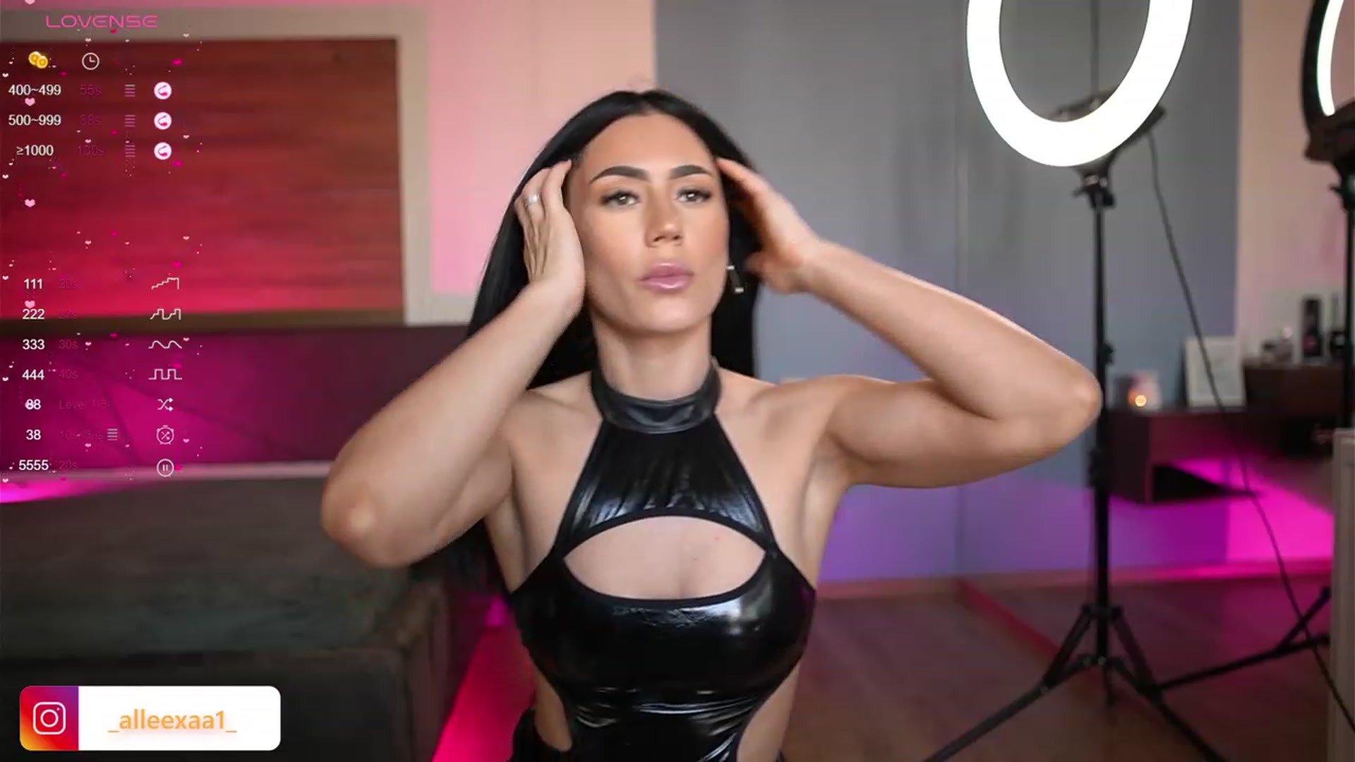 Gallery image thumbnail from AbbelaWhite's myfreecams stream on, 03/20/2024, 10:28 image 15 of 20