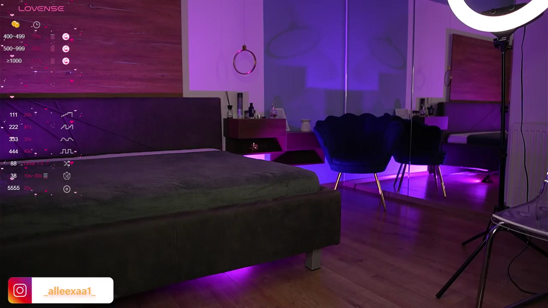 Gallery image thumbnail from AbbelaWhite's myfreecams stream on, 03/21/2024, 11:04 image 18 of 20