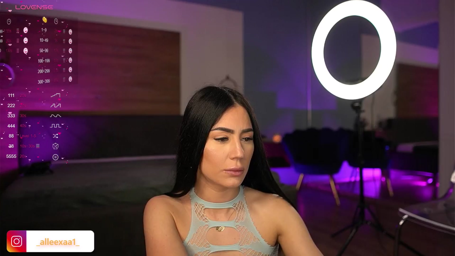 Gallery image thumbnail from AbbelaWhite's myfreecams stream on, 03/27/2024, 08:48 image 19 of 20