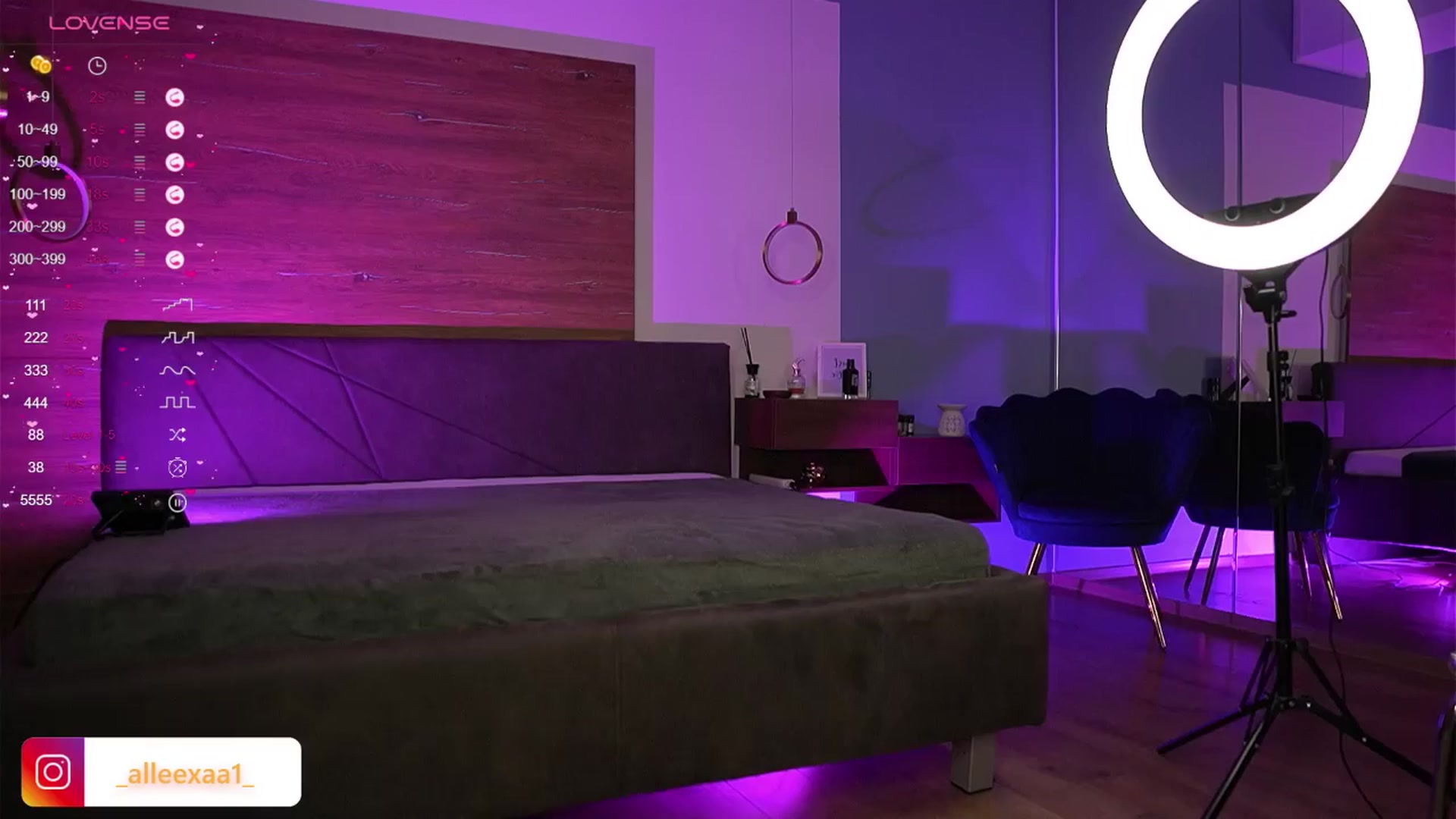 Gallery image thumbnail from AbbelaWhite's myfreecams stream on, 03/27/2024, 14:12 image 15 of 20