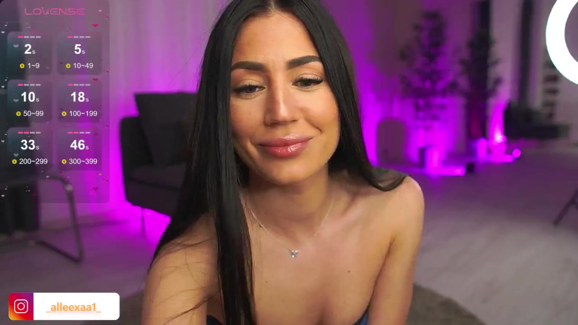 Gallery image thumbnail from AbbelaWhite's myfreecams stream on, 05/27/2024, 13:03 image 11 of 20