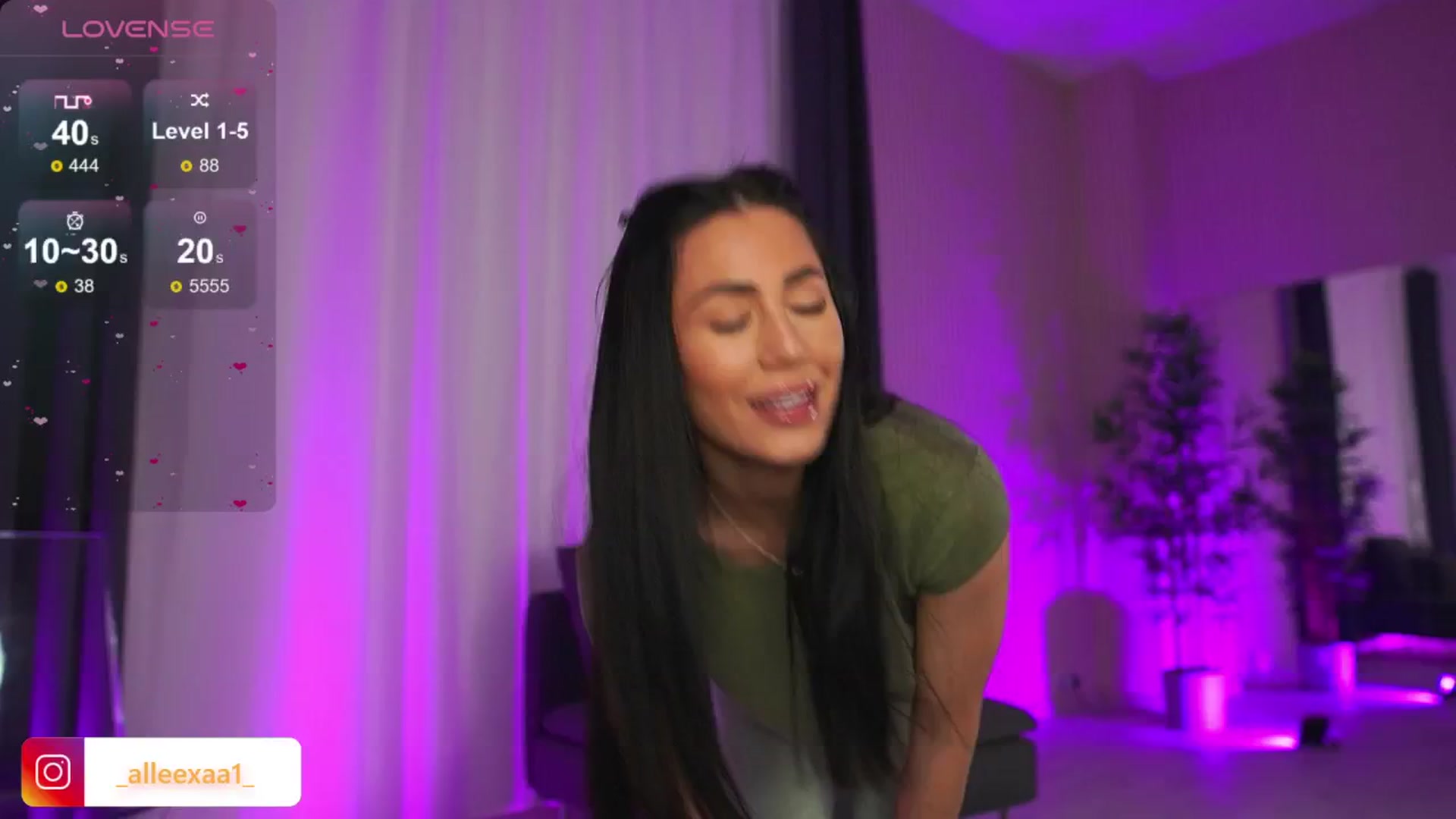 Gallery image thumbnail from AbbelaWhite's myfreecams stream on, 05/29/2024, 11:23 image 8 of 20