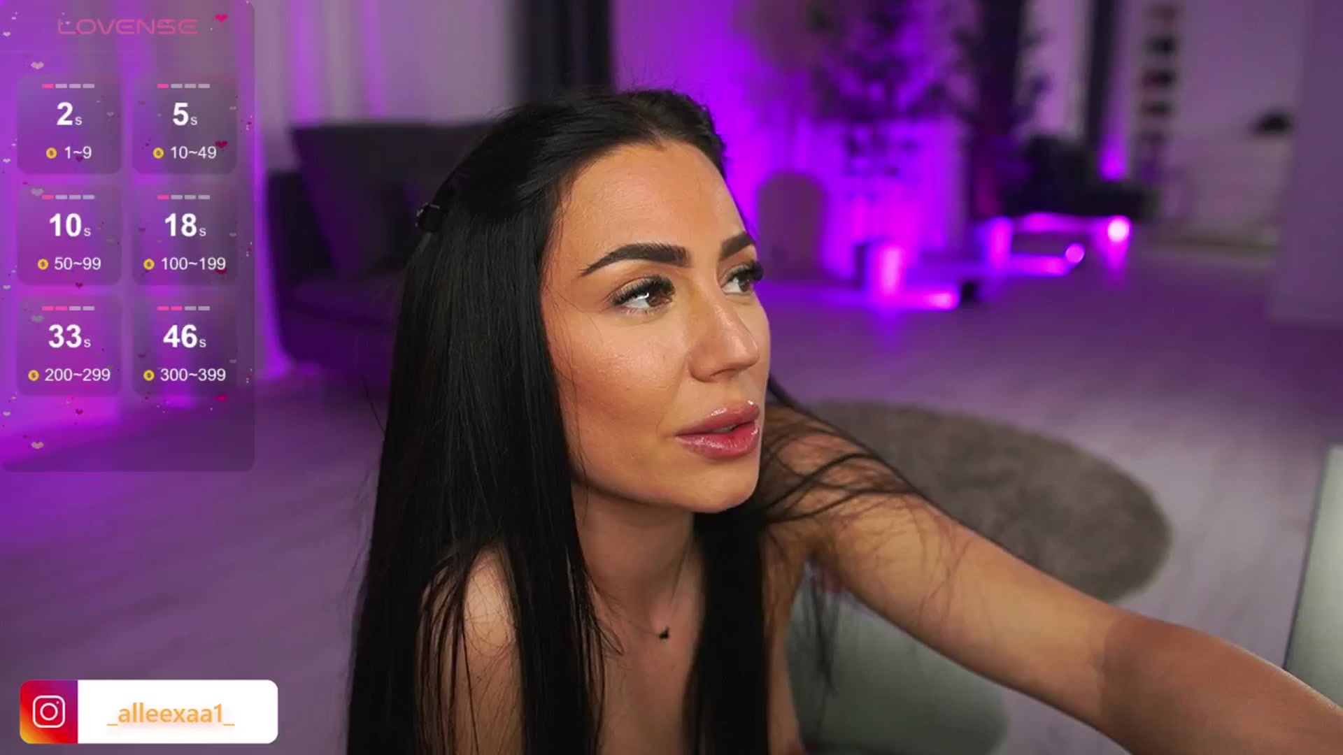 Gallery image thumbnail from AbbelaWhite's myfreecams stream on, 05/29/2024, 11:23 image 10 of 20