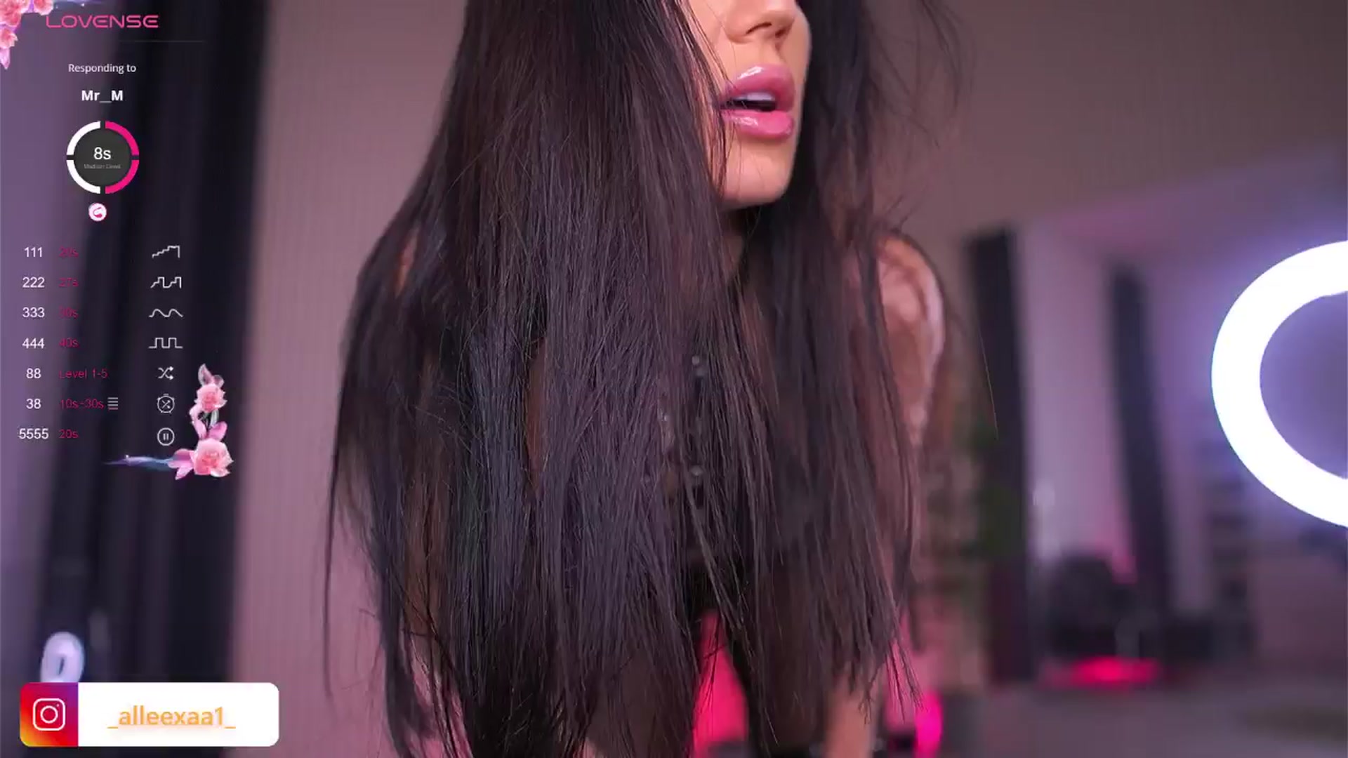 Gallery image thumbnail from AbbelaWhite's myfreecams stream on, 08/14/2024, 10:10 image 4 of 20