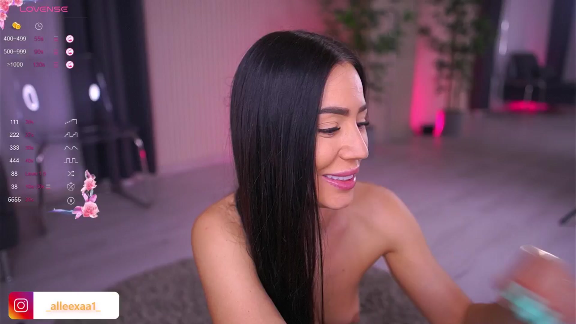 Gallery image thumbnail from AbbelaWhite's myfreecams stream on, 08/14/2024, 10:10 image 20 of 20