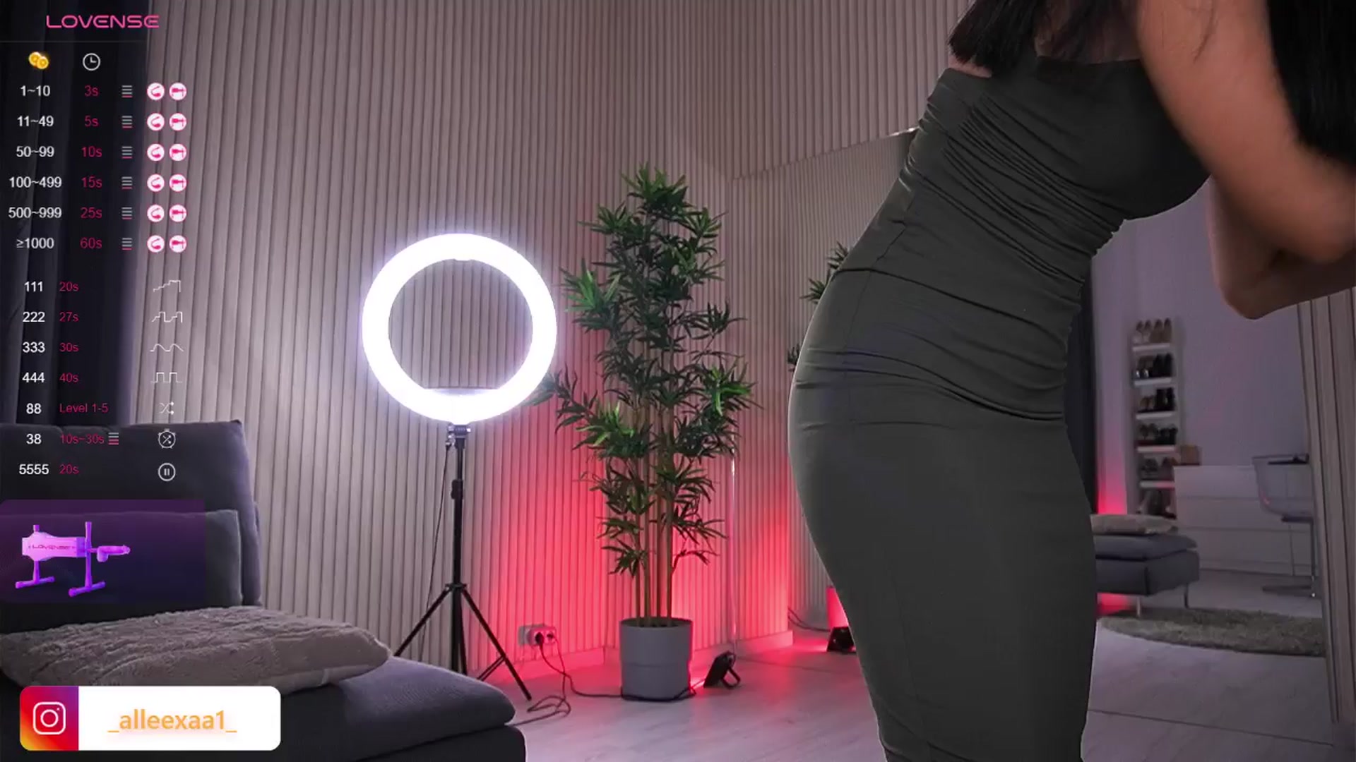 Gallery image thumbnail from AbbelaWhite's myfreecams stream on, 09/05/2024, 09:17 image 15 of 20